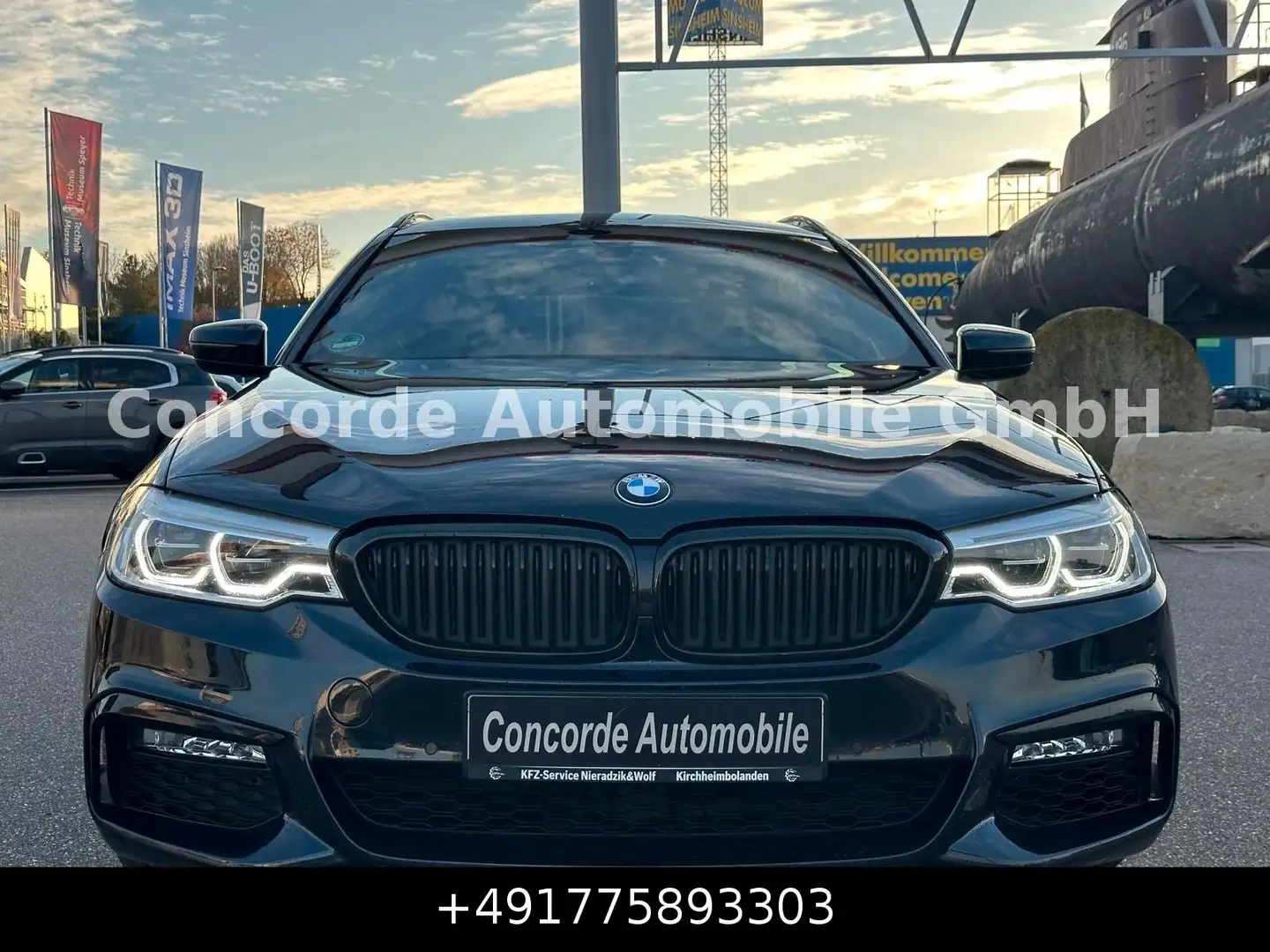 BMW 530 Touring 530 d xDrive M Sport/NAV/SHZ Head-UP Schwarz - 2