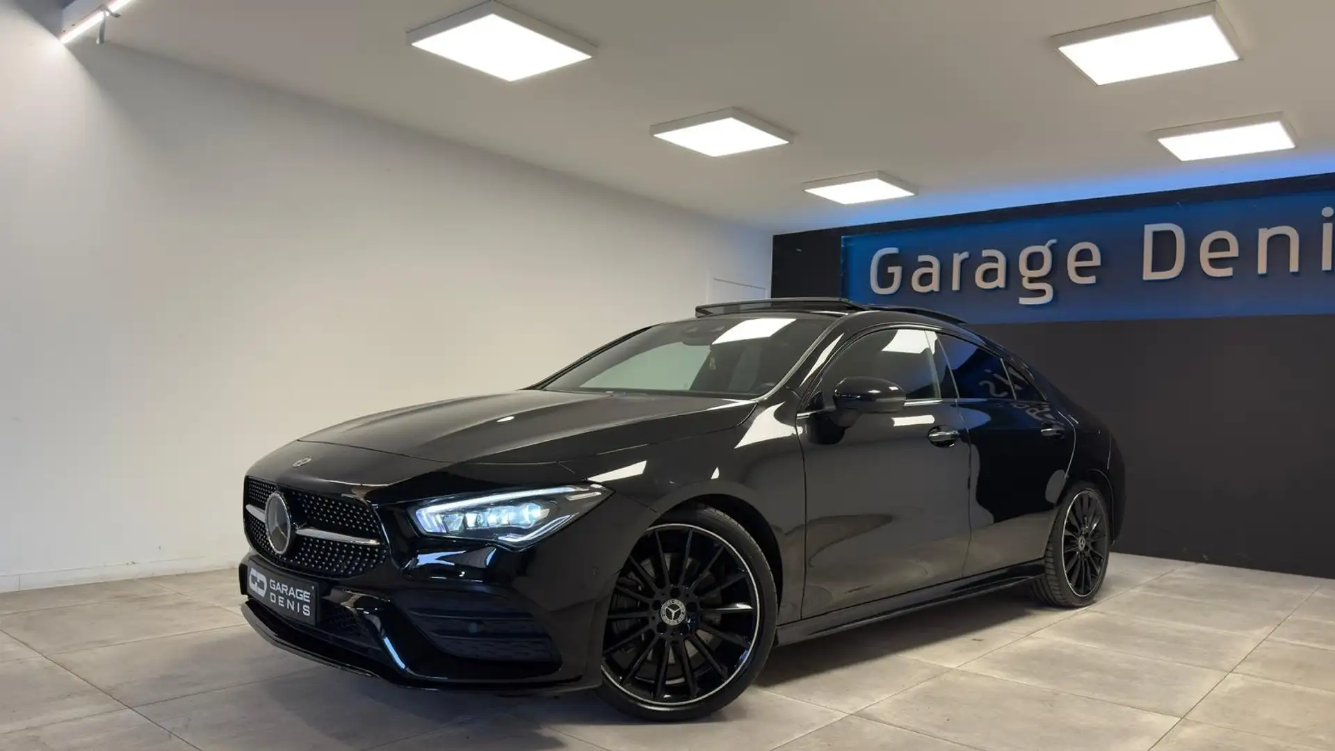 Mercedes-Benz CLA 200 d AMG Line*TOIT-PANO*LED*GPS+CAMERA*GARANTIE* Zwart - 1