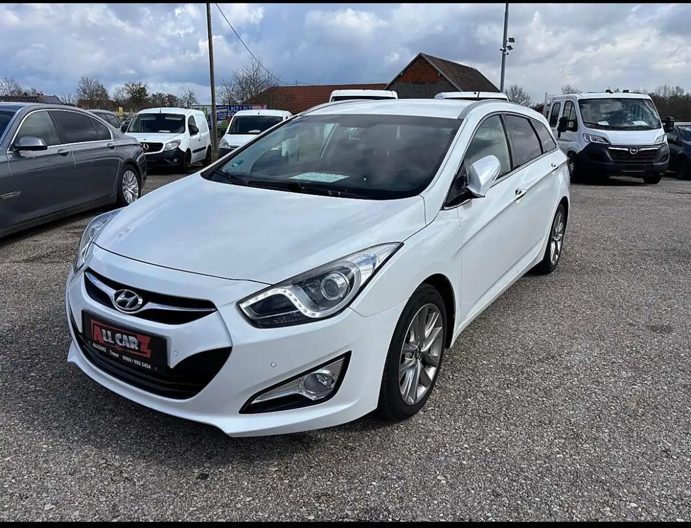 Hyundai i40 i40 Premium 1,7 CRDi Start/Stopp Premium Weiß - 2