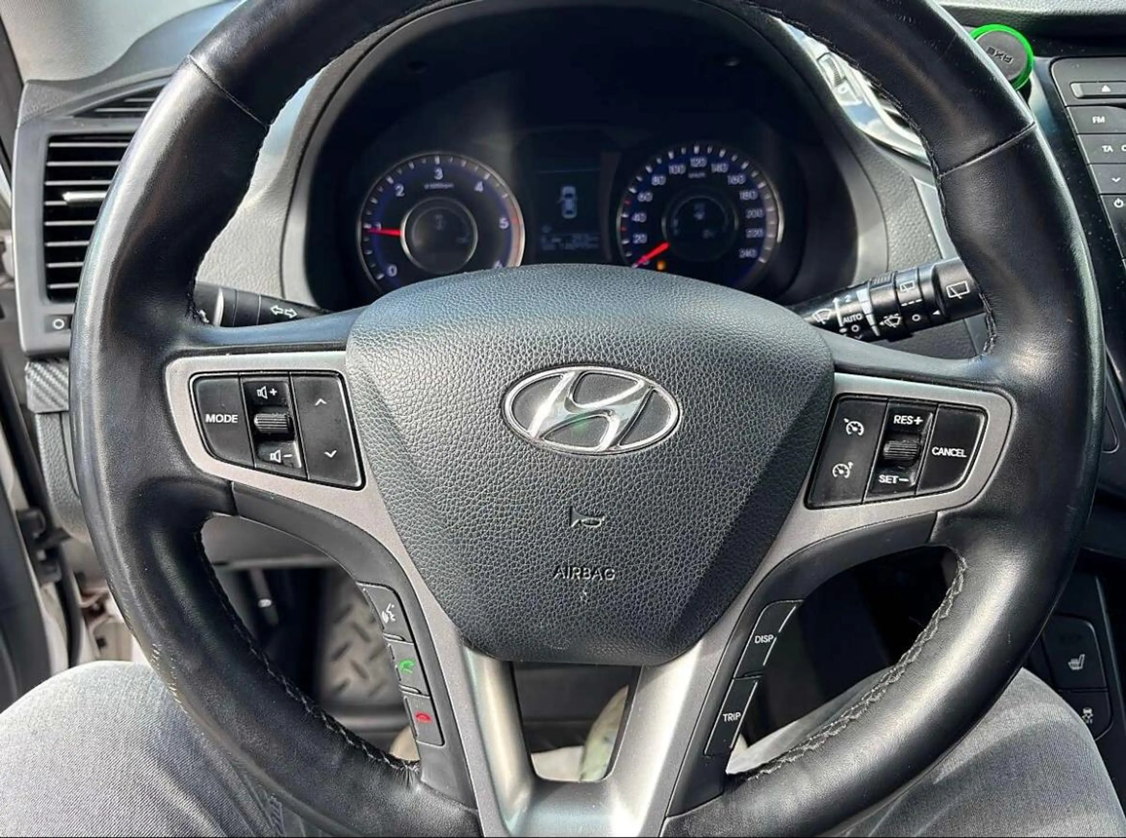 Hyundai i40 i40 Premium 1,7 CRDi Start/Stopp Premium — photo 13