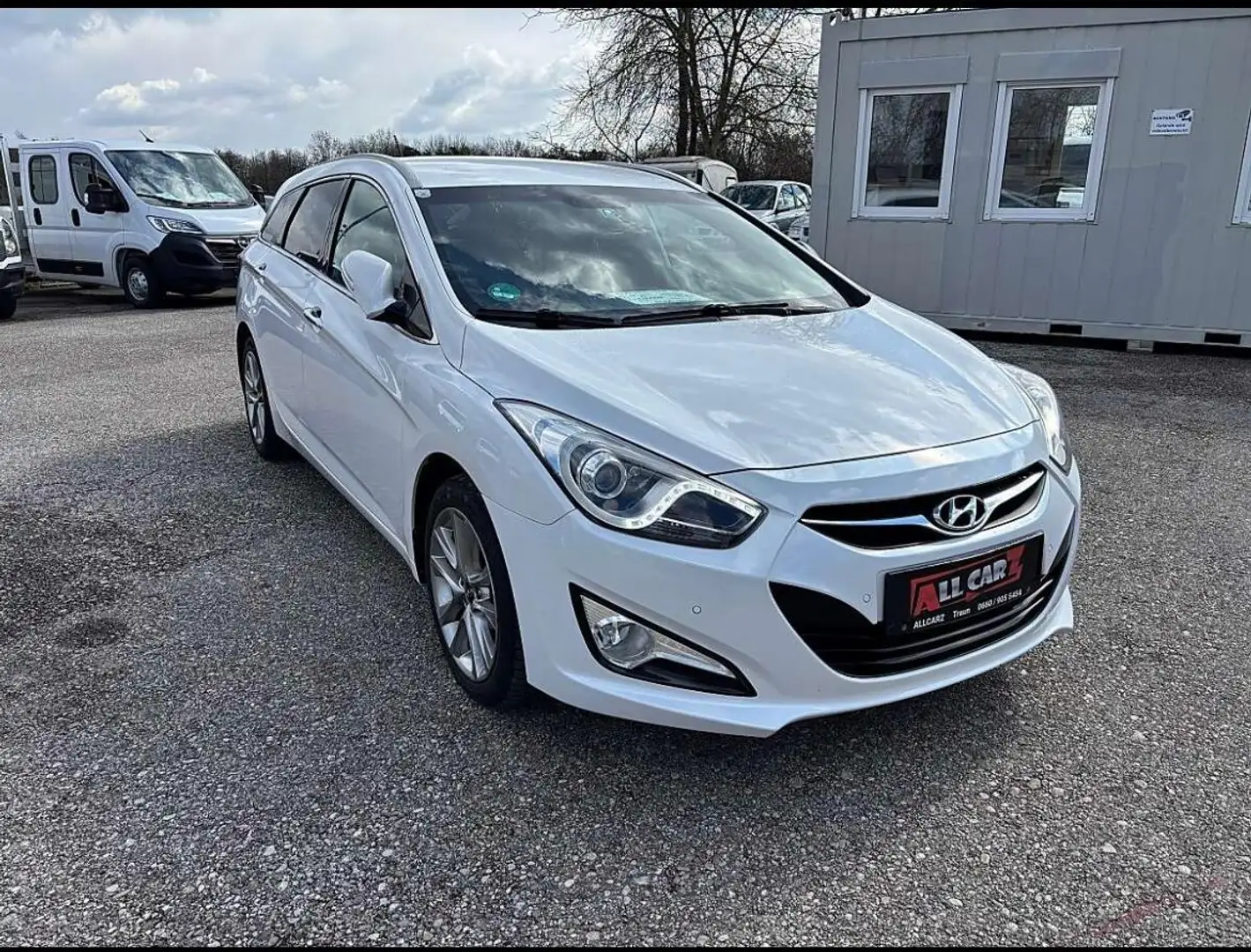 Hyundai i40 i40 Premium 1,7 CRDi Start/Stopp Premium Weiß - 1