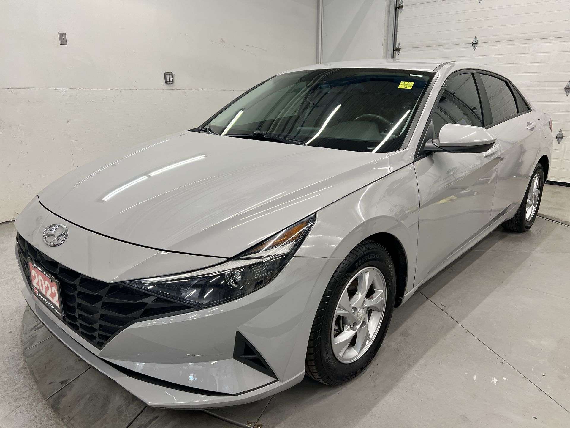Gray 2022 Hyundai Elantra Sedan  Manual