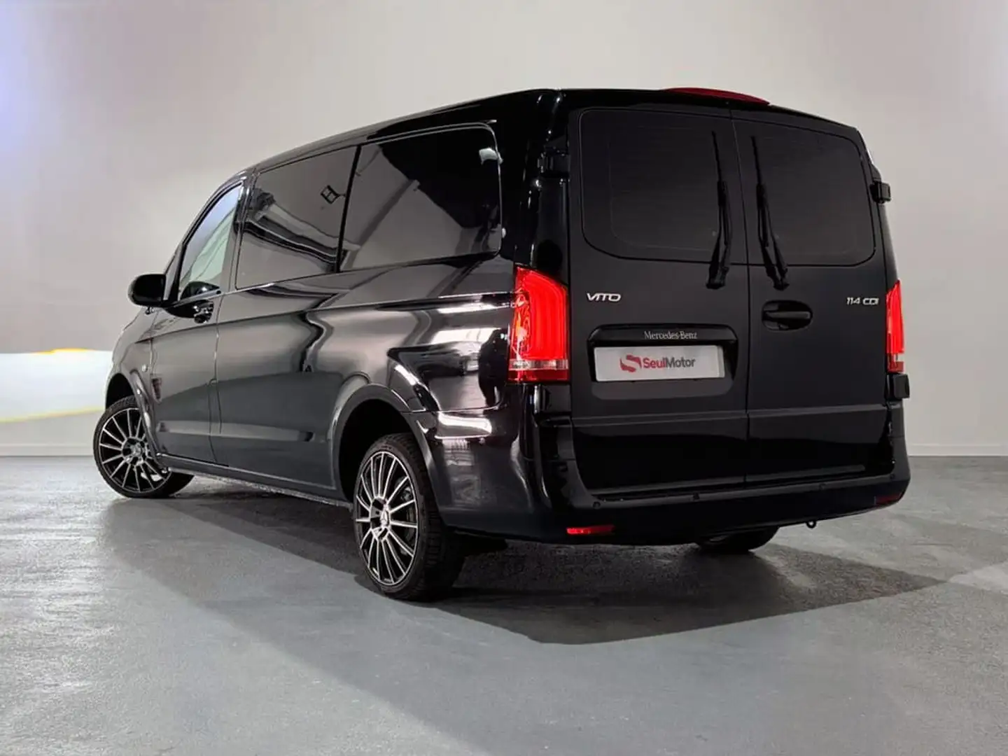 Mercedes-Benz Vito Tourer 114CDI Pro Extralarga Negro - 2