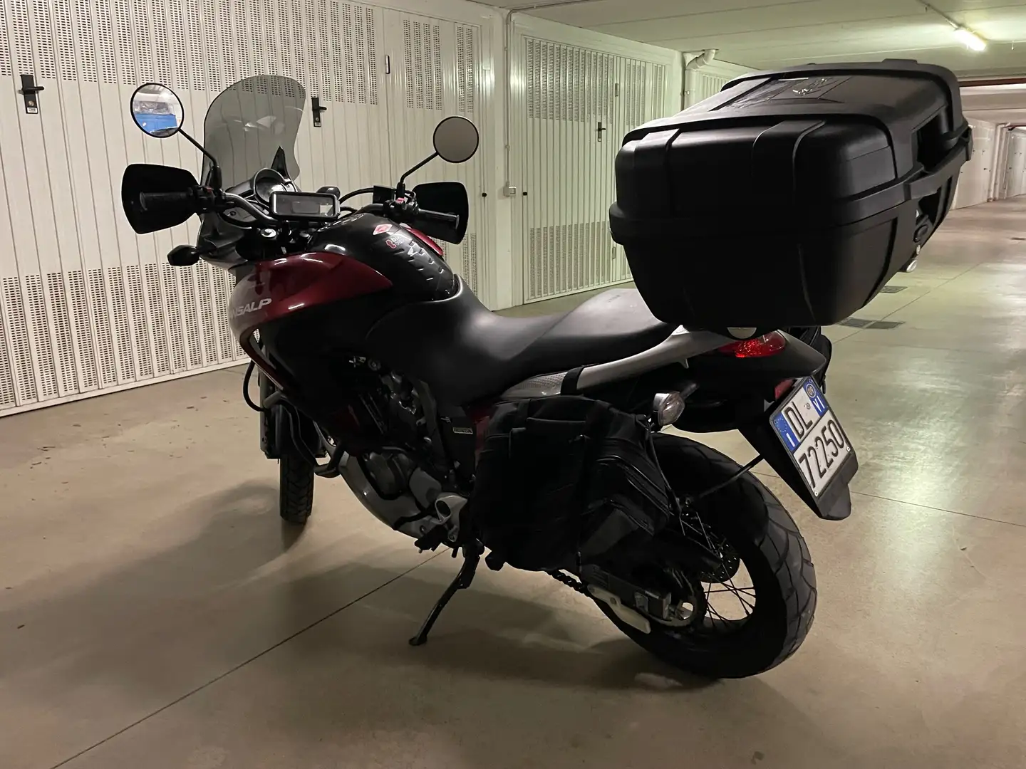 Honda XL 700 Transalp Rojo - 2