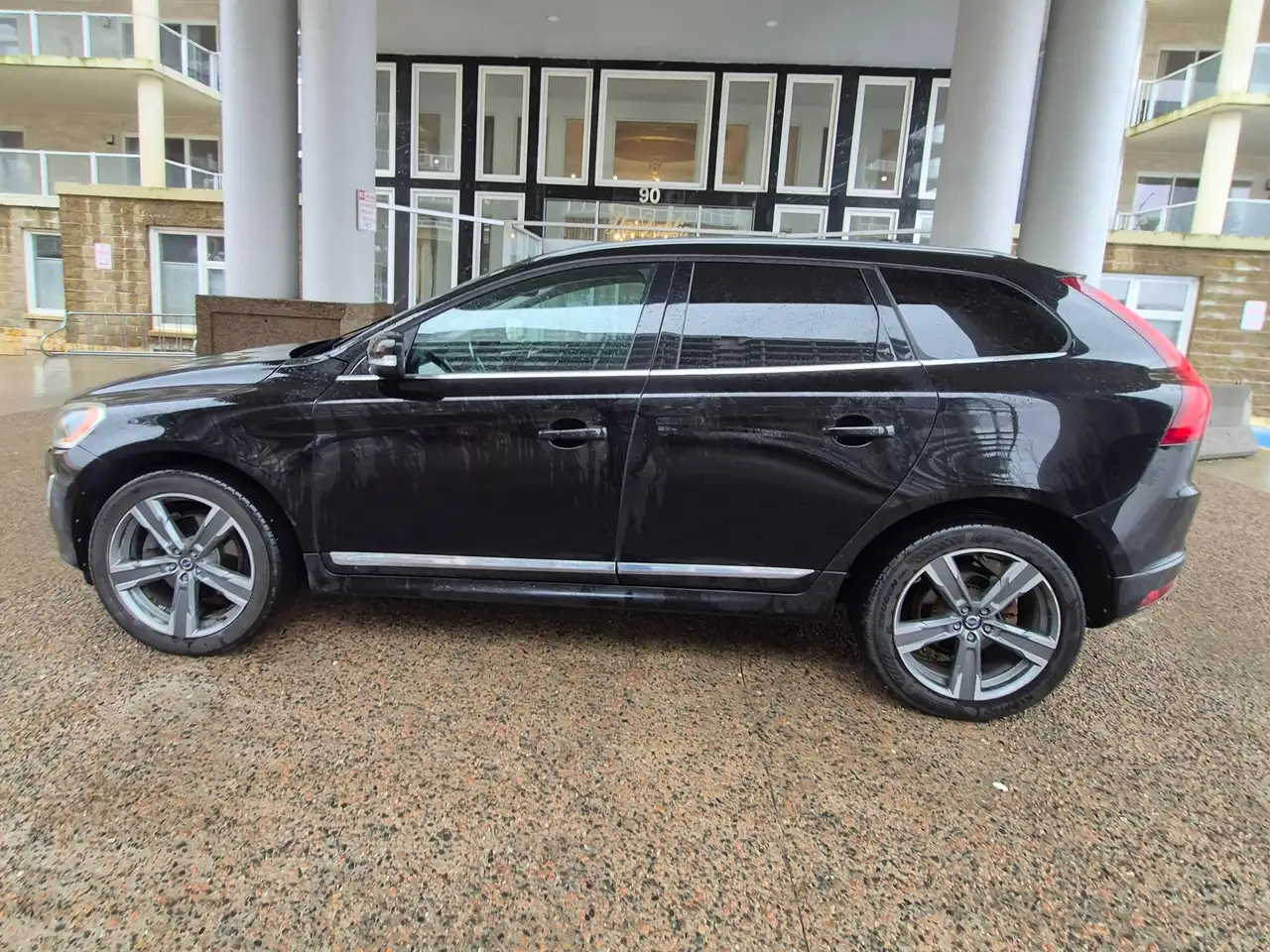 2017 Volvo XC60