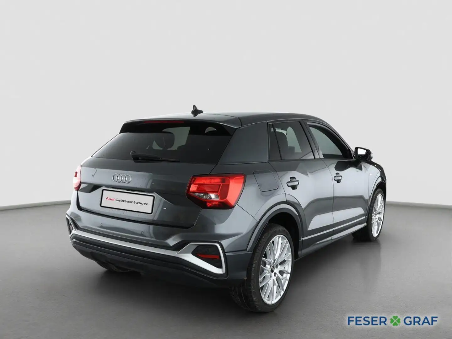 Audi Q2 35 TFSI 2x S line /LED/Leder/ACC/Navi+/AHK/Kamera Grau - 2