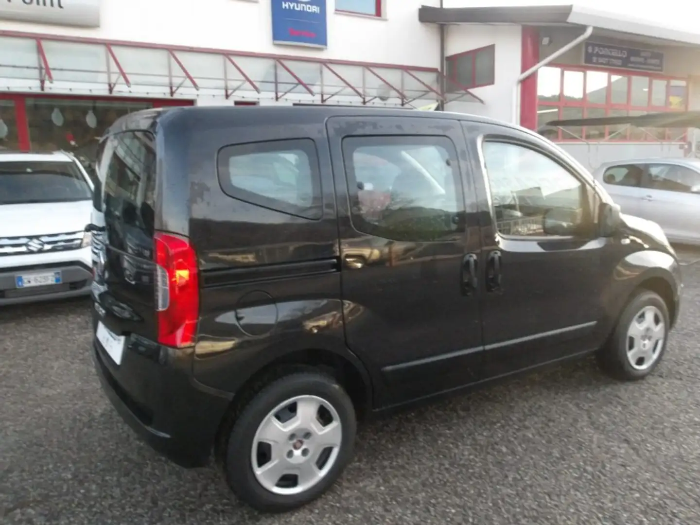 Fiat Qubo 1.4 8V 77 CV EURO 6 Gris - 2