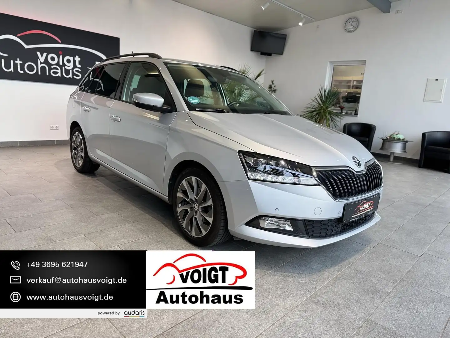 Skoda Fabia 1.0 TSI "BEST OF" LED Navi AHK Silber - 1