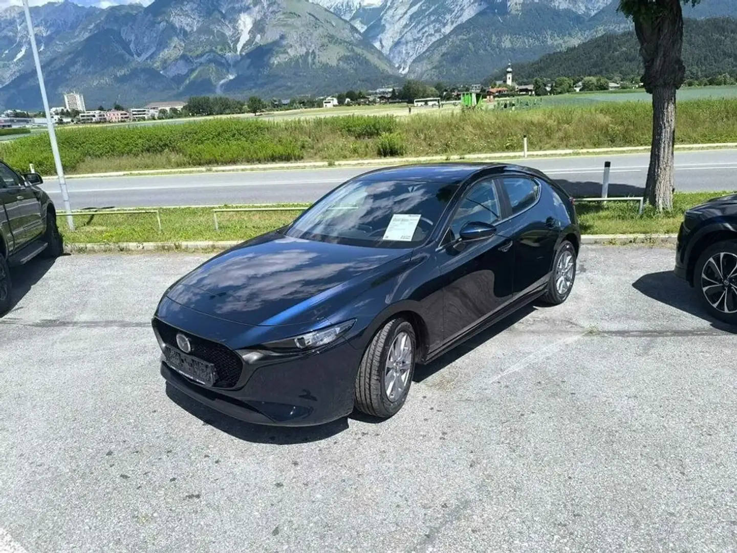 Mazda 3 G140 MT Prime-Line Blau - 1
