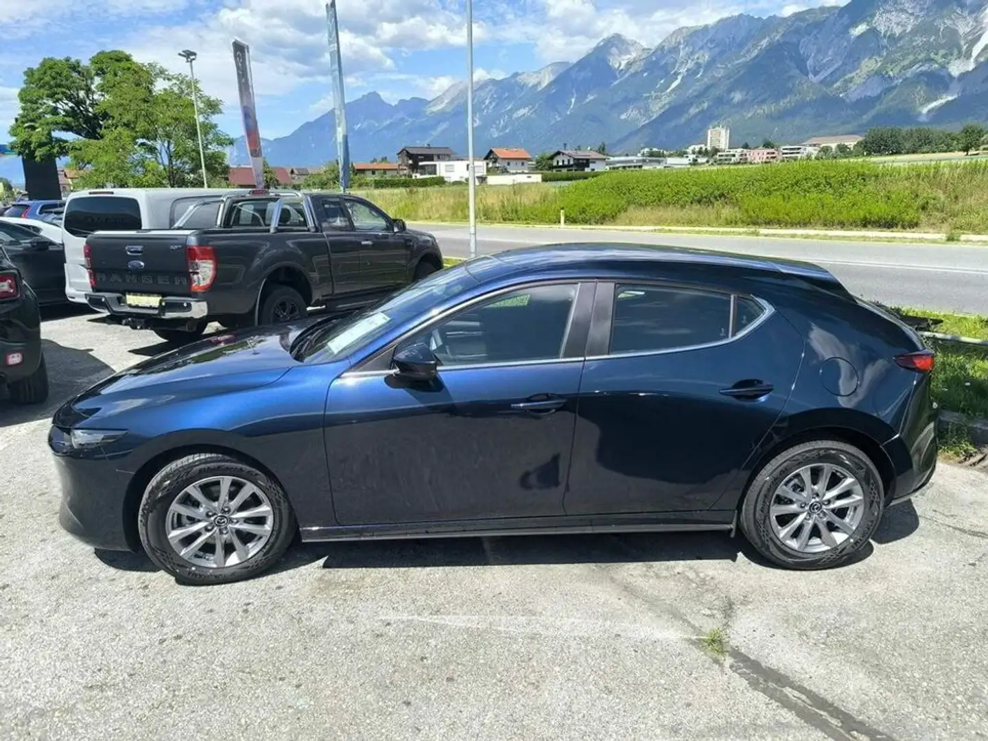 Mazda 3 G140 MT Prime-Line Blau - 2