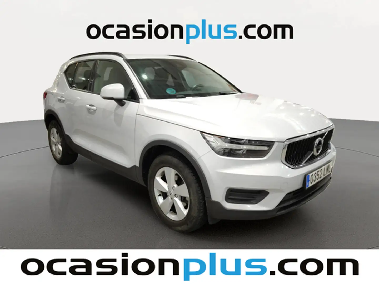 Volvo XC40 T2 Momentum Core Argent - 2