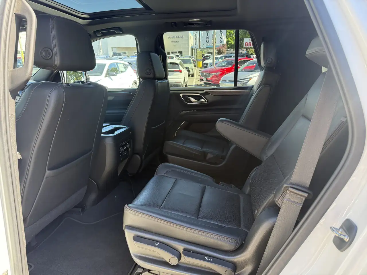 Chevrolet Tahoe photo Chevrolet Tahoe