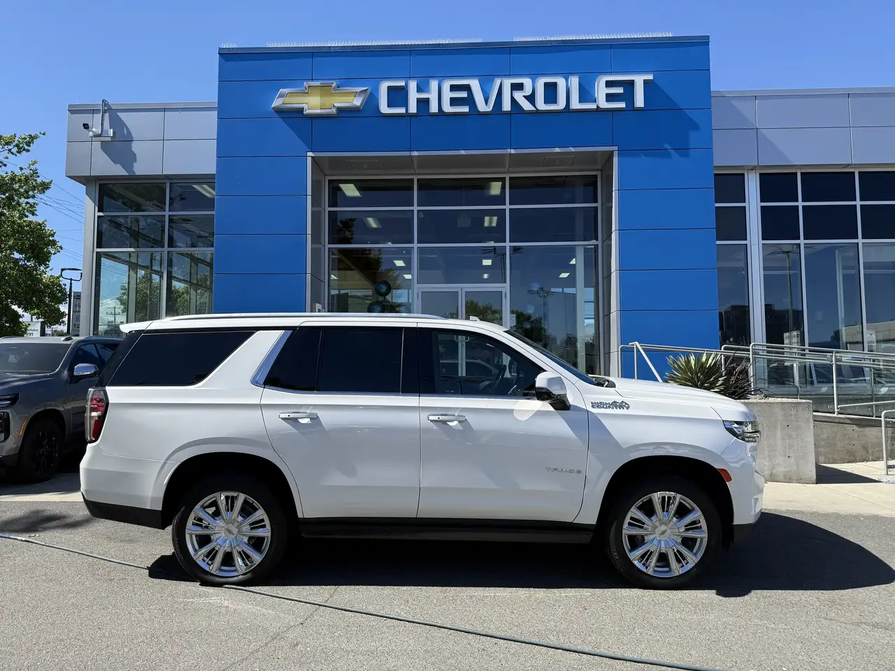 Chevrolet Tahoe photo Chevrolet Tahoe