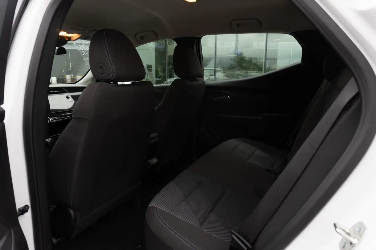 Chevrolet Bolt photo Chevrolet Bolt