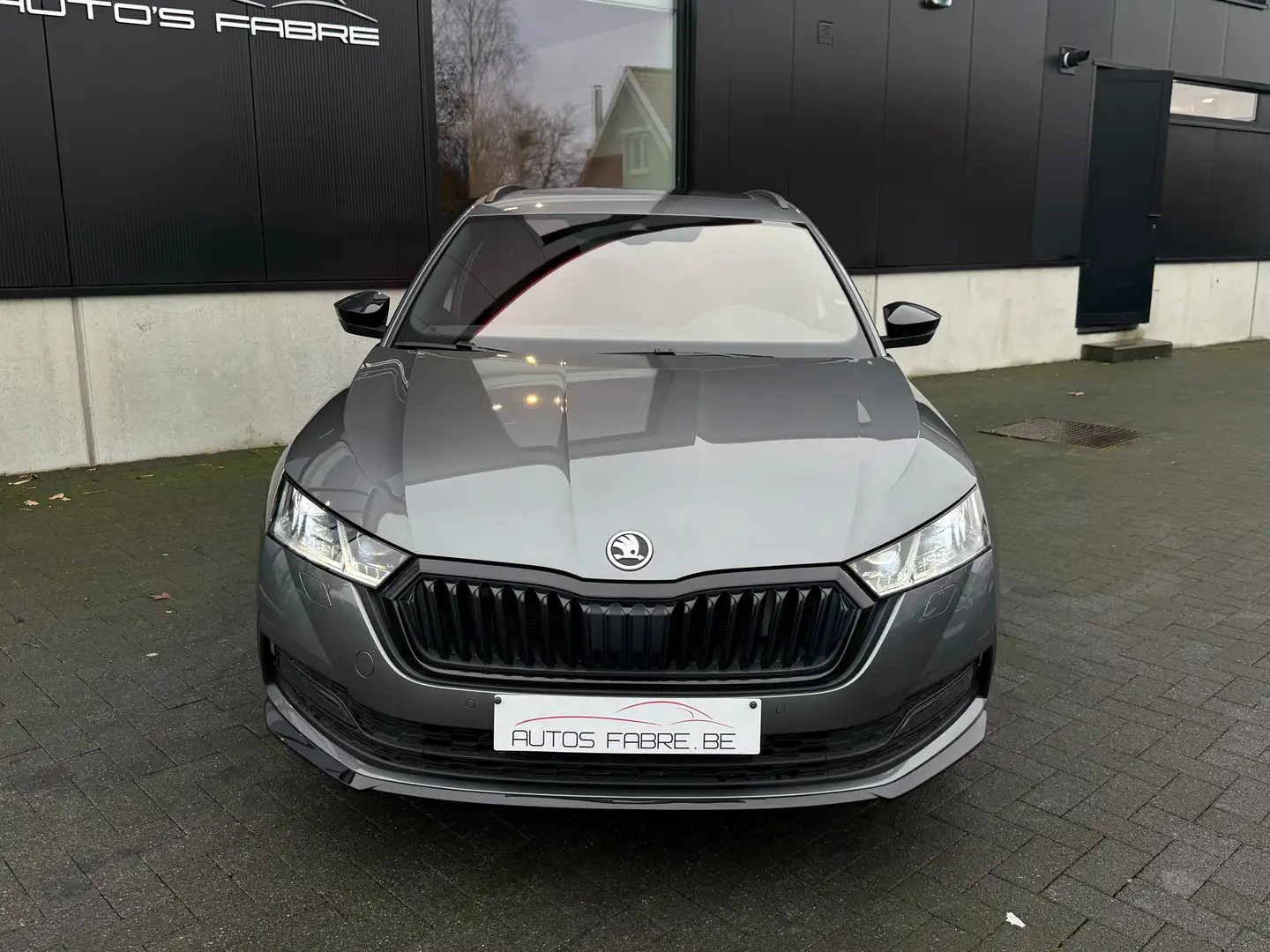 Skoda Octavia 1.4 TSI iV DSG  PHEV Plug in Sport Line  Break Grau - 2