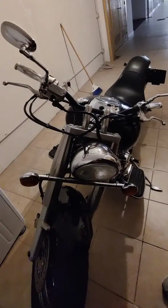 Yamaha XVS 1100 Custom Fekete - 1