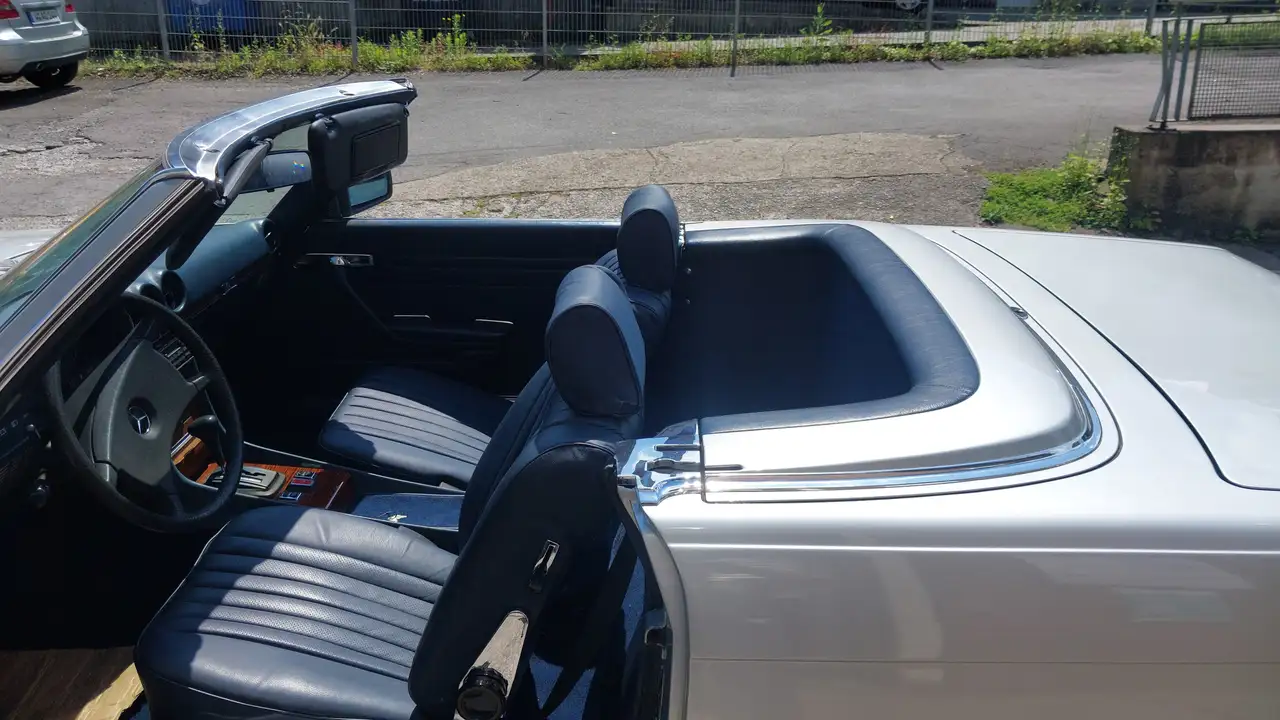 Mercedes-Benz SL 380, foto 8