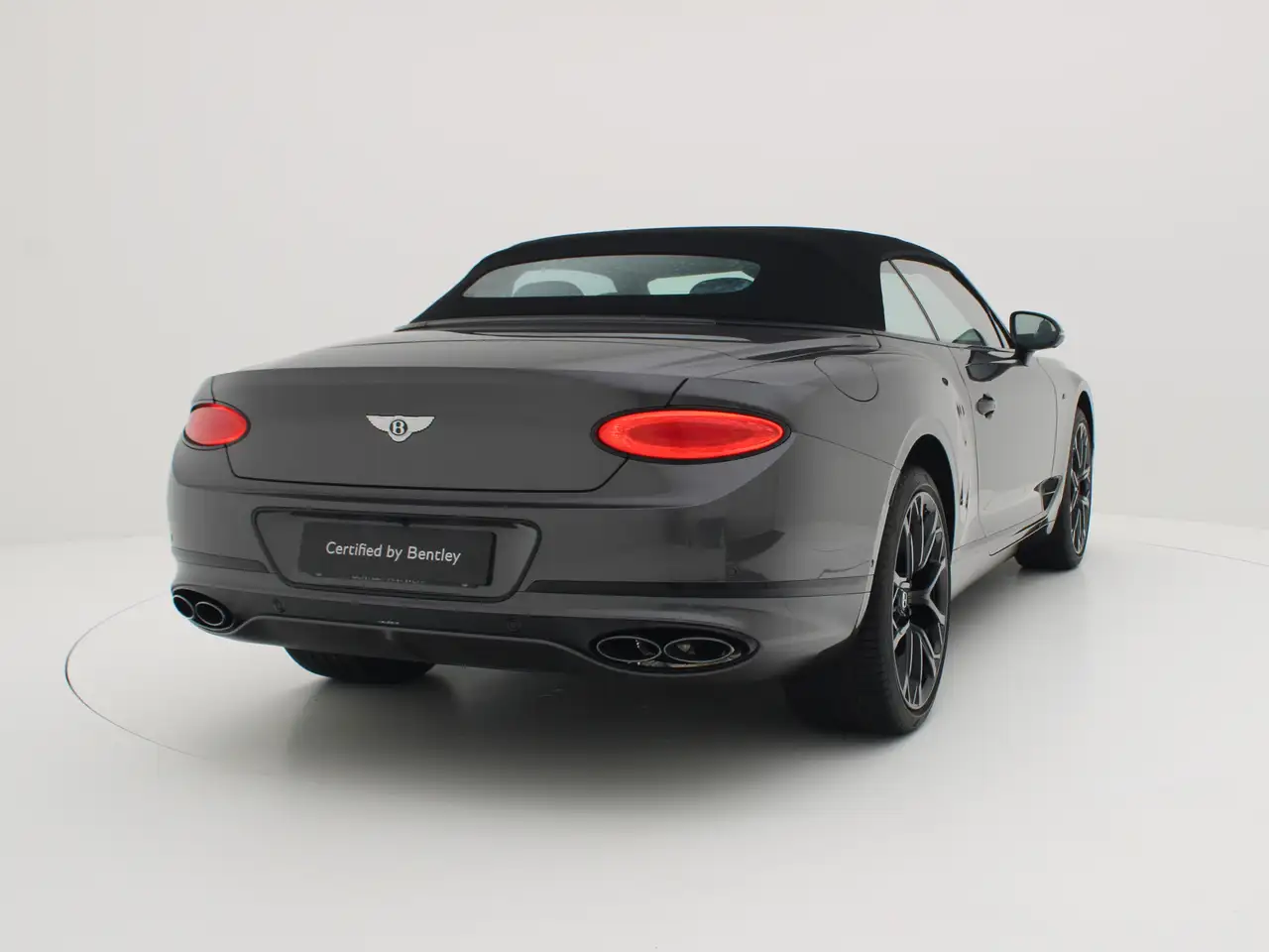 Bentley Continental GTC 2025 — фото 11