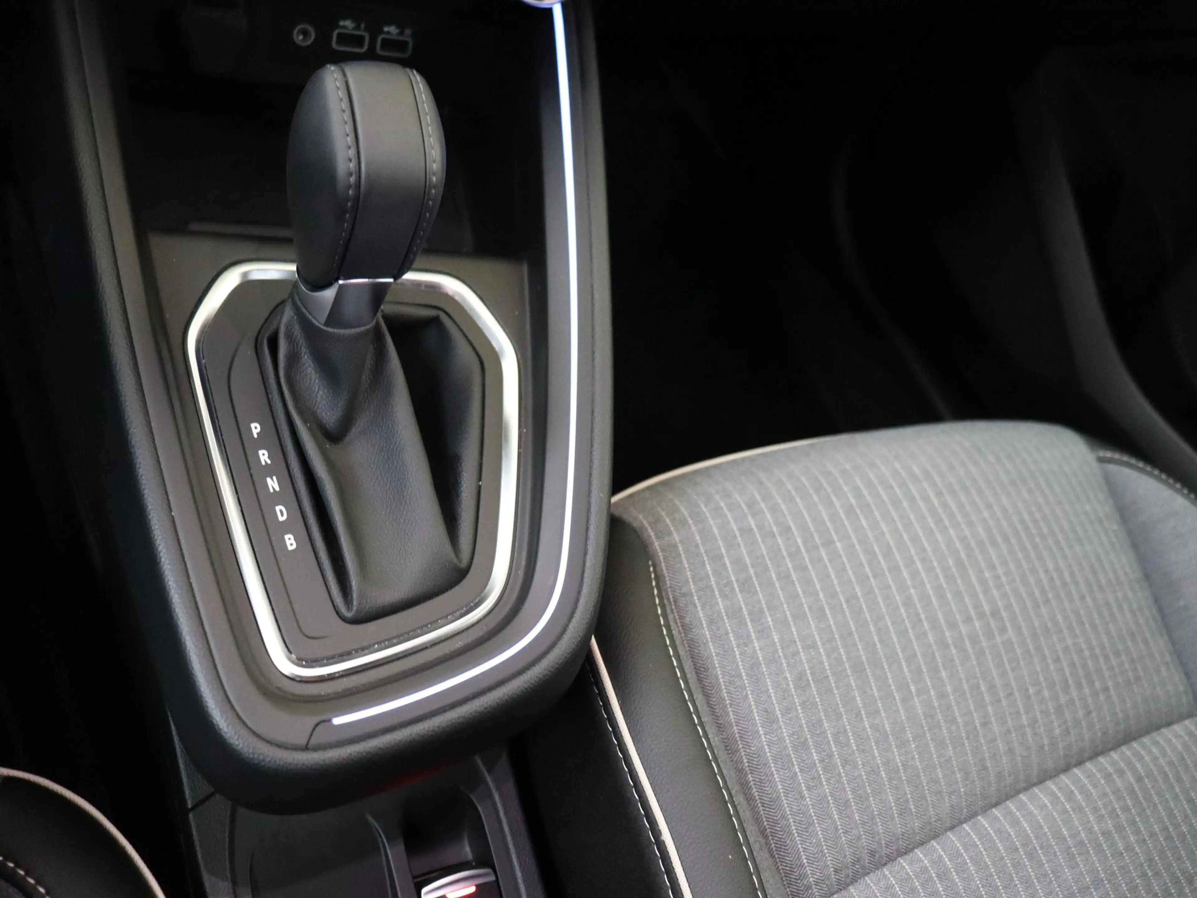 Renault Clio 1.6 E-Tech Full Hybrid 145 techno | 1e Eigenaar | — photo 14