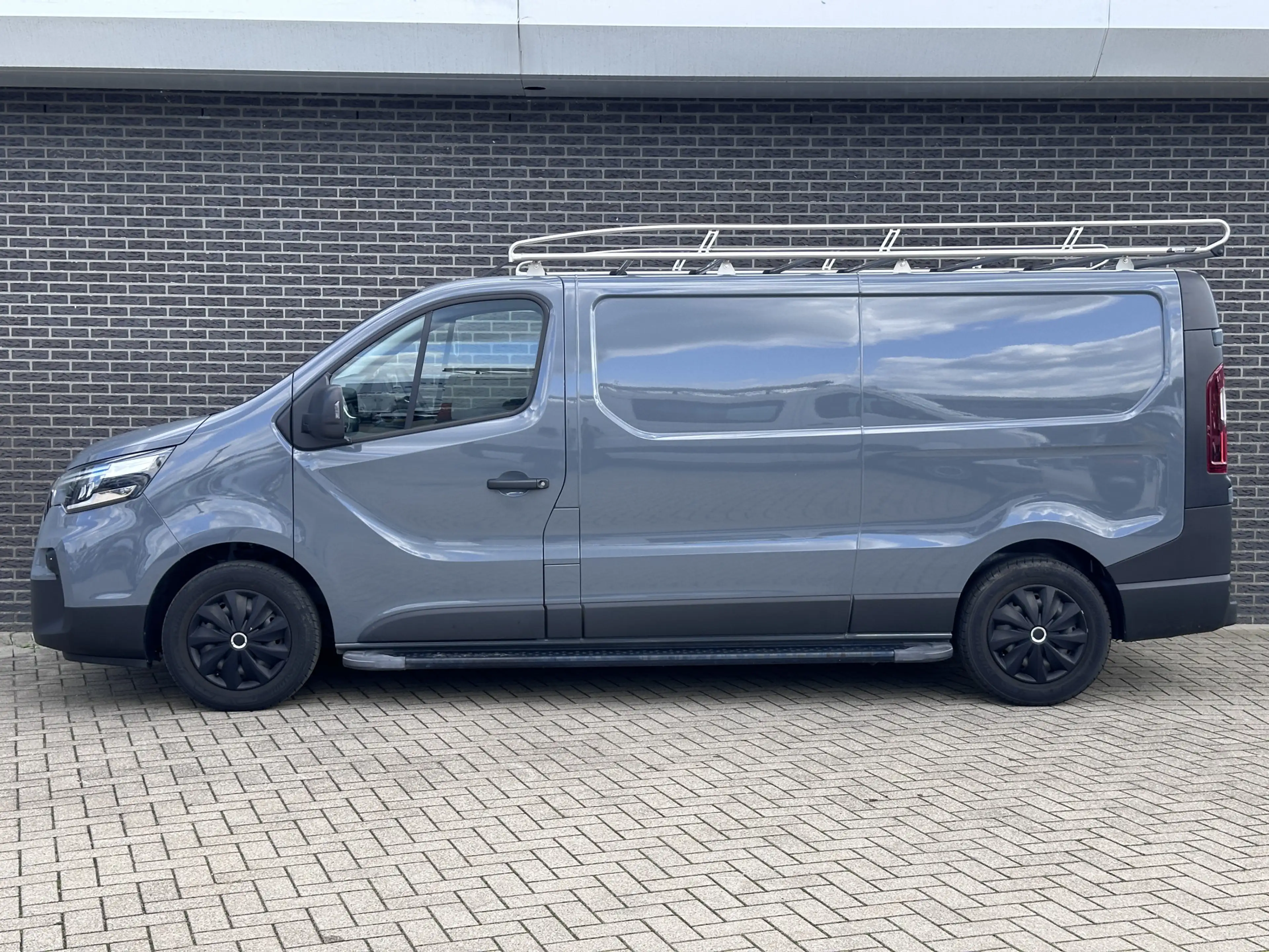Nissan Primastar 2.0 dCi 130 L2H1 N-Connecta | Camera | Apple CarPl — photo 20