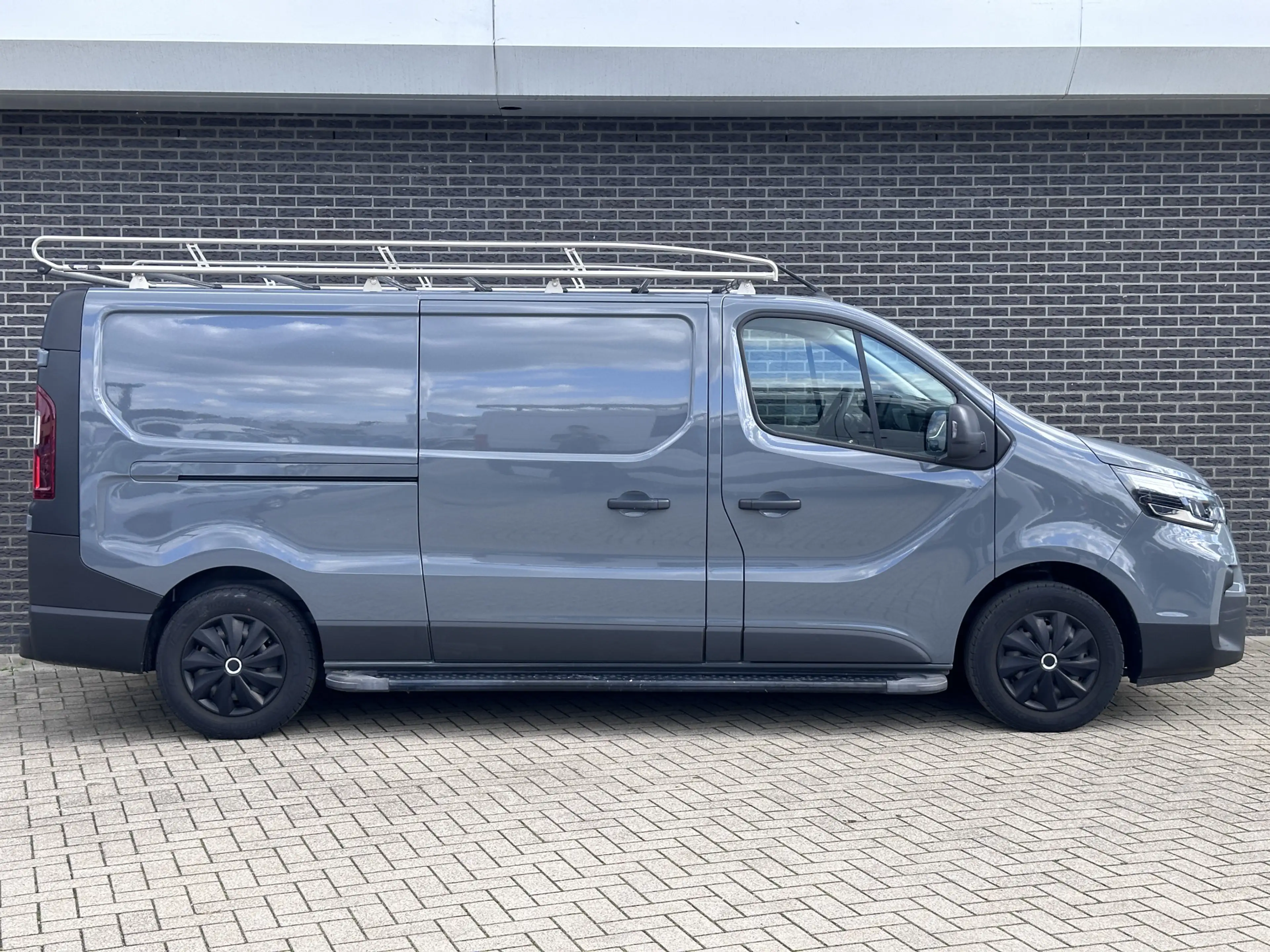Nissan Primastar 2.0 dCi 130 L2H1 N-Connecta | Camera | Apple CarPl — photo 19