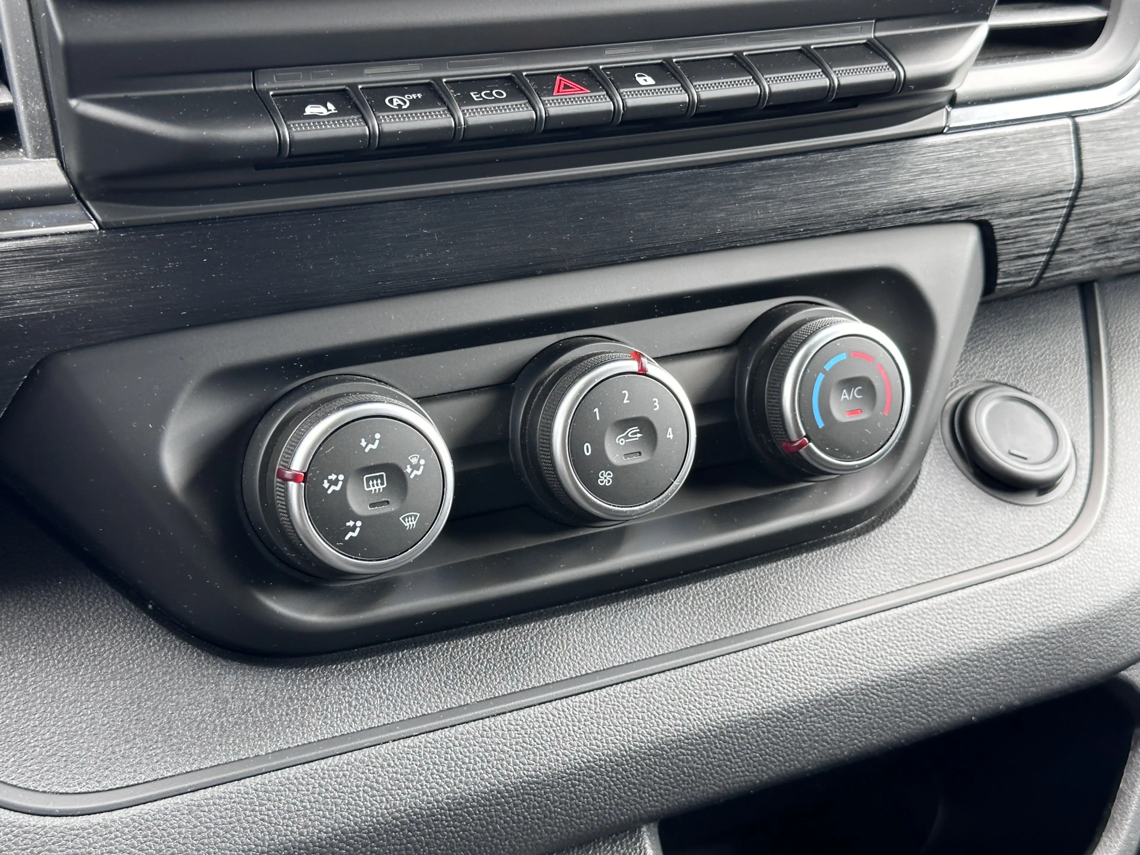 Nissan Primastar 2.0 dCi 130 L2H1 N-Connecta | Camera | Apple CarPl — photo 28