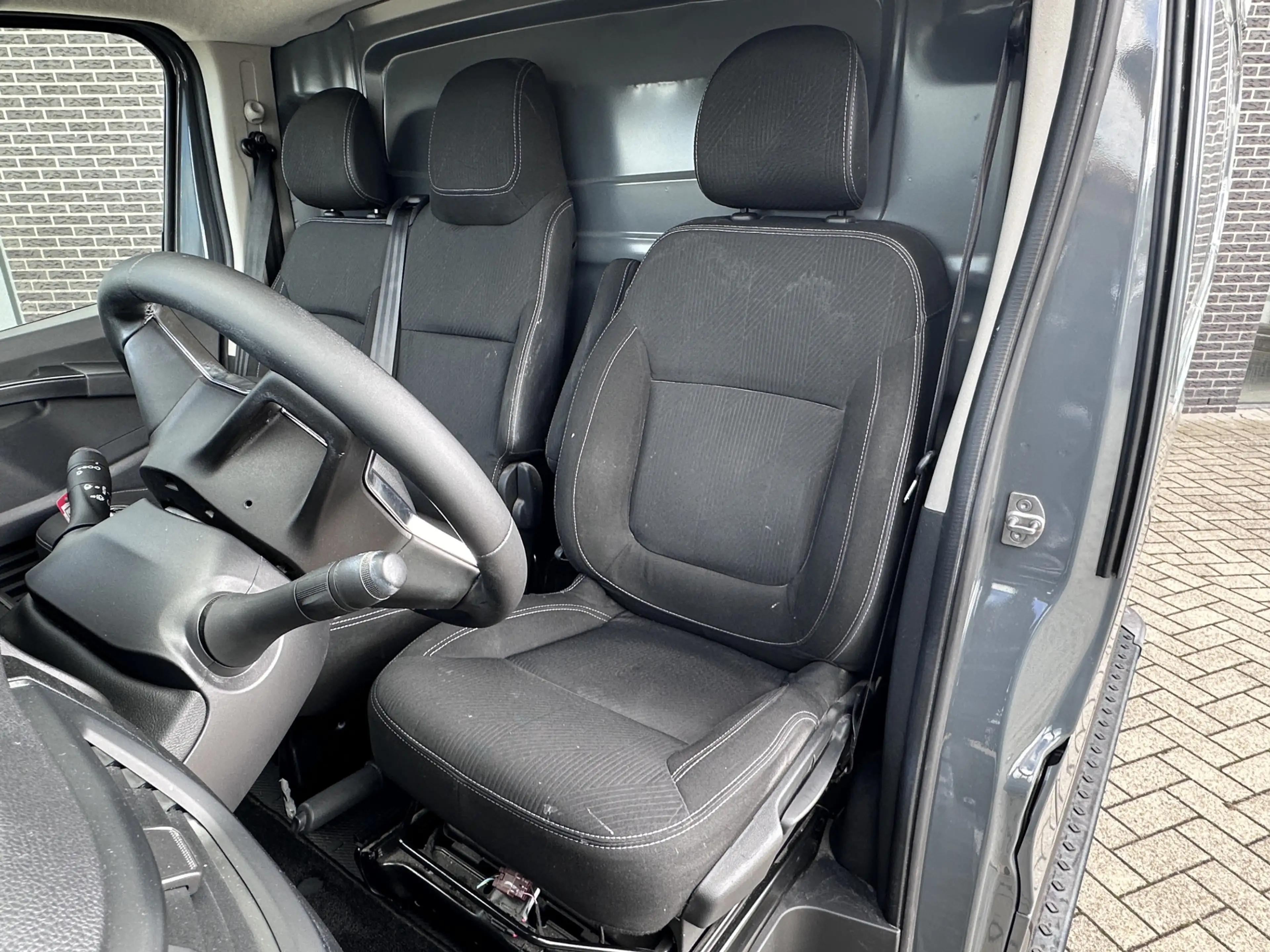 Nissan Primastar 2.0 dCi 130 L2H1 N-Connecta | Camera | Apple CarPl — photo 2