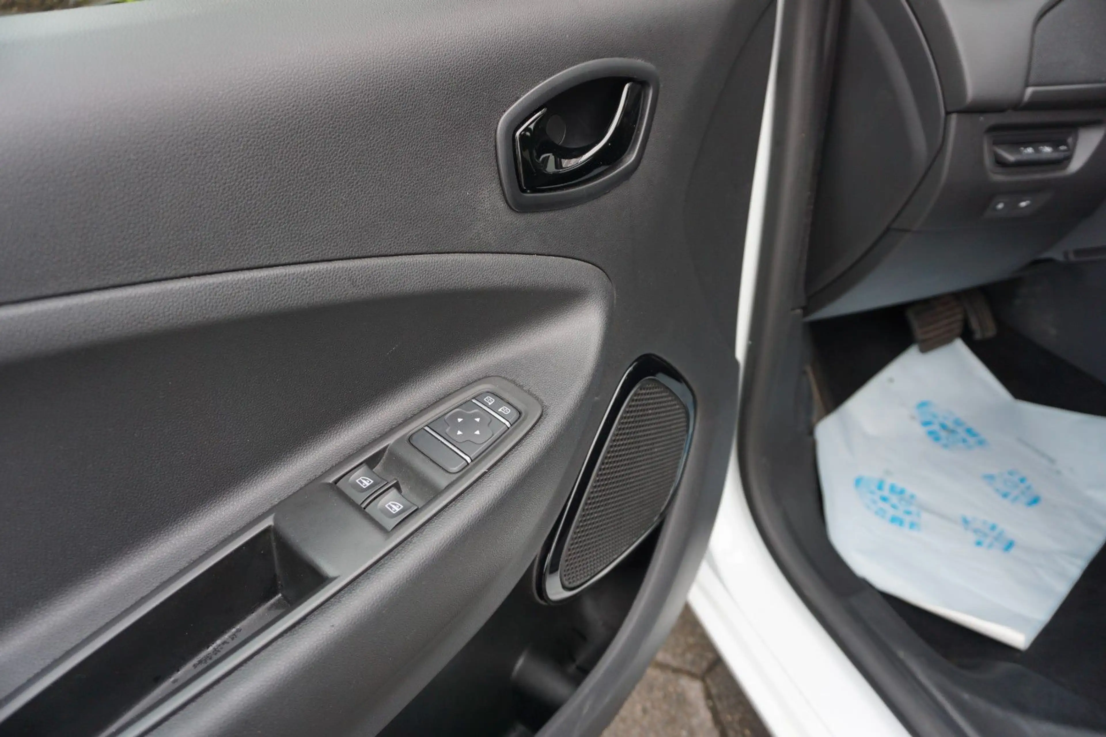 Renault ZOE R110 Automatik LED Navi Tempomat Mietbatt. — photo 10