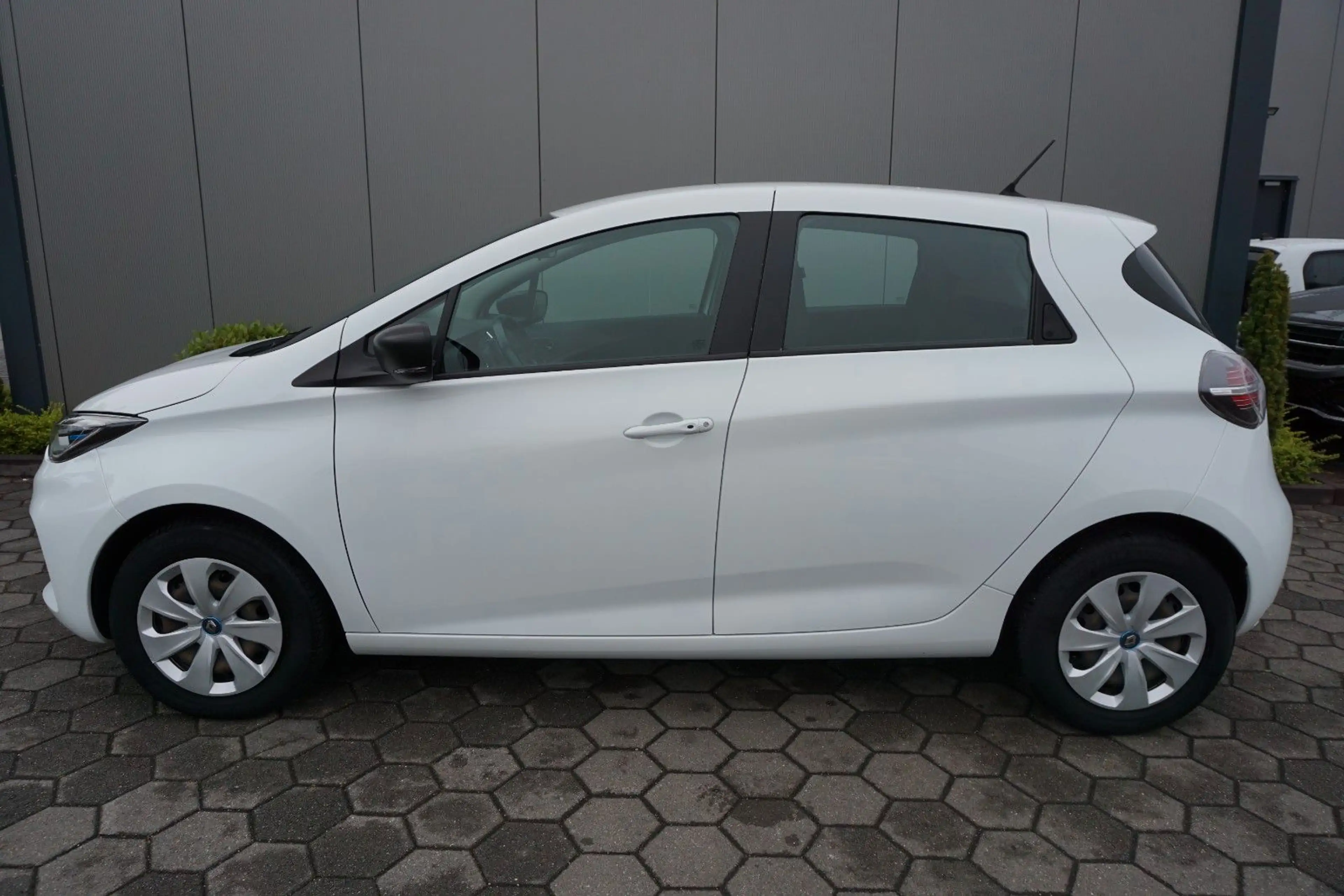 Renault ZOE R110 Automatik LED Navi Tempomat Mietbatt. — photo 2