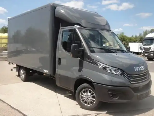 Iveco Daily 35S21A8 Koffer/LBW - Luftfederung Ansicht 1
