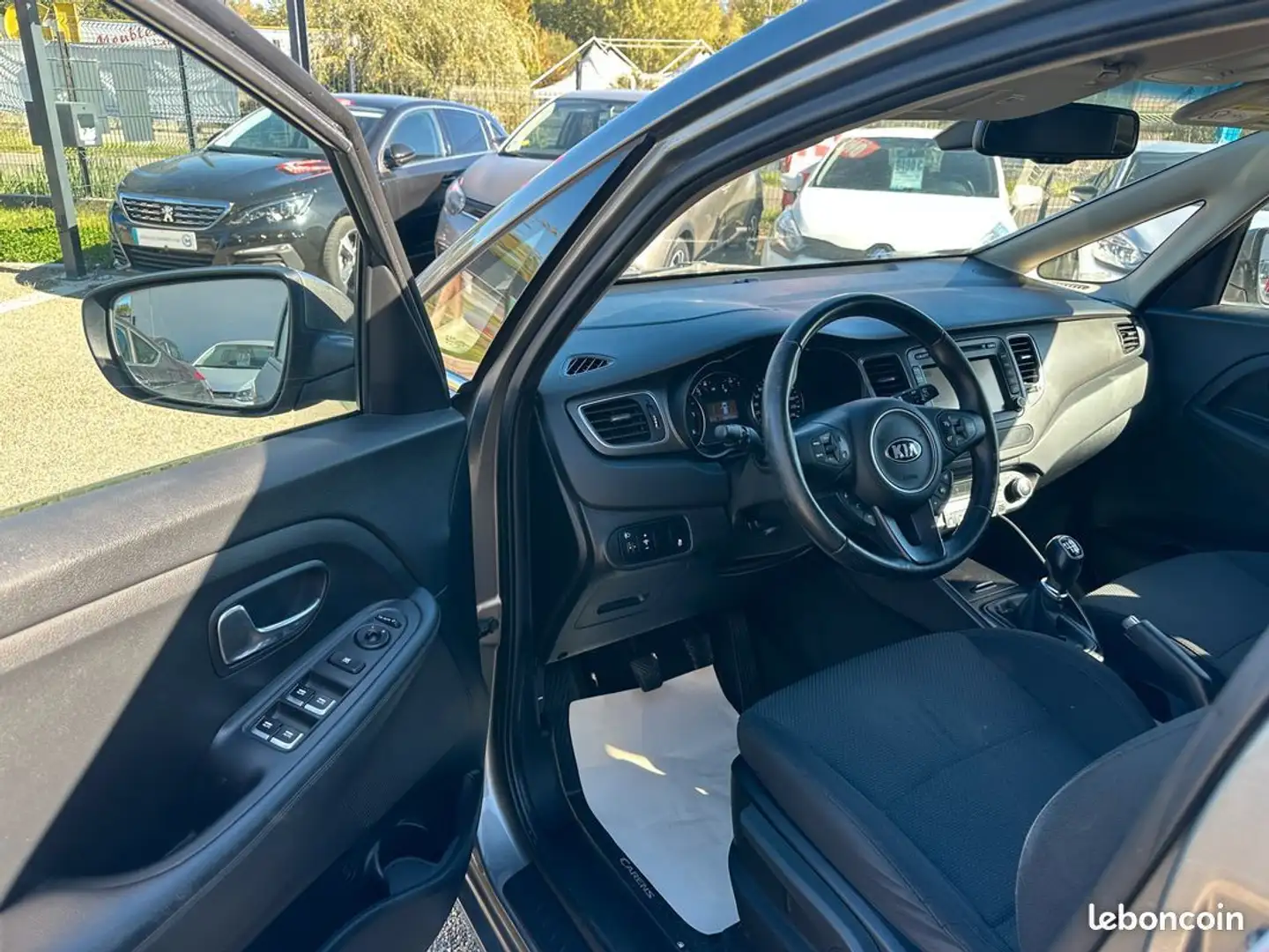 Kia Carens 1.7 Crdi 115Ch Fifa World Cup Edition 7 Places Gris - 2