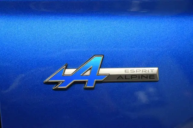Renault Austral view 14