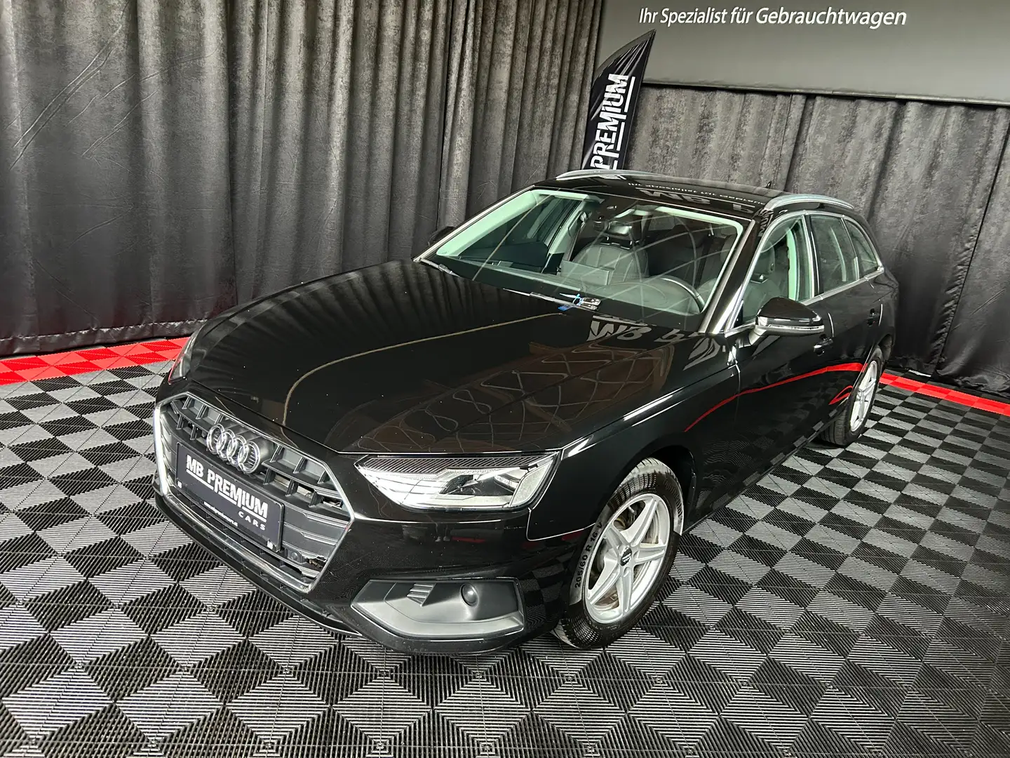 Audi A4 30 TDI *136-PS*LED*NAVI* Noir - 2