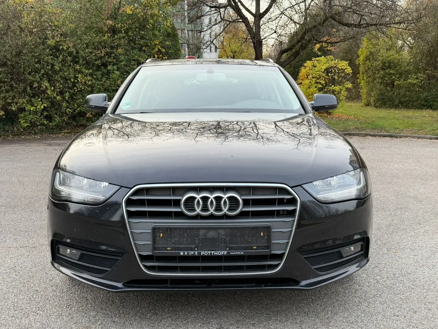Audi A4 2.0 TDI 110kW multitronic Ambiente Avant Navi Schwarz - 2
