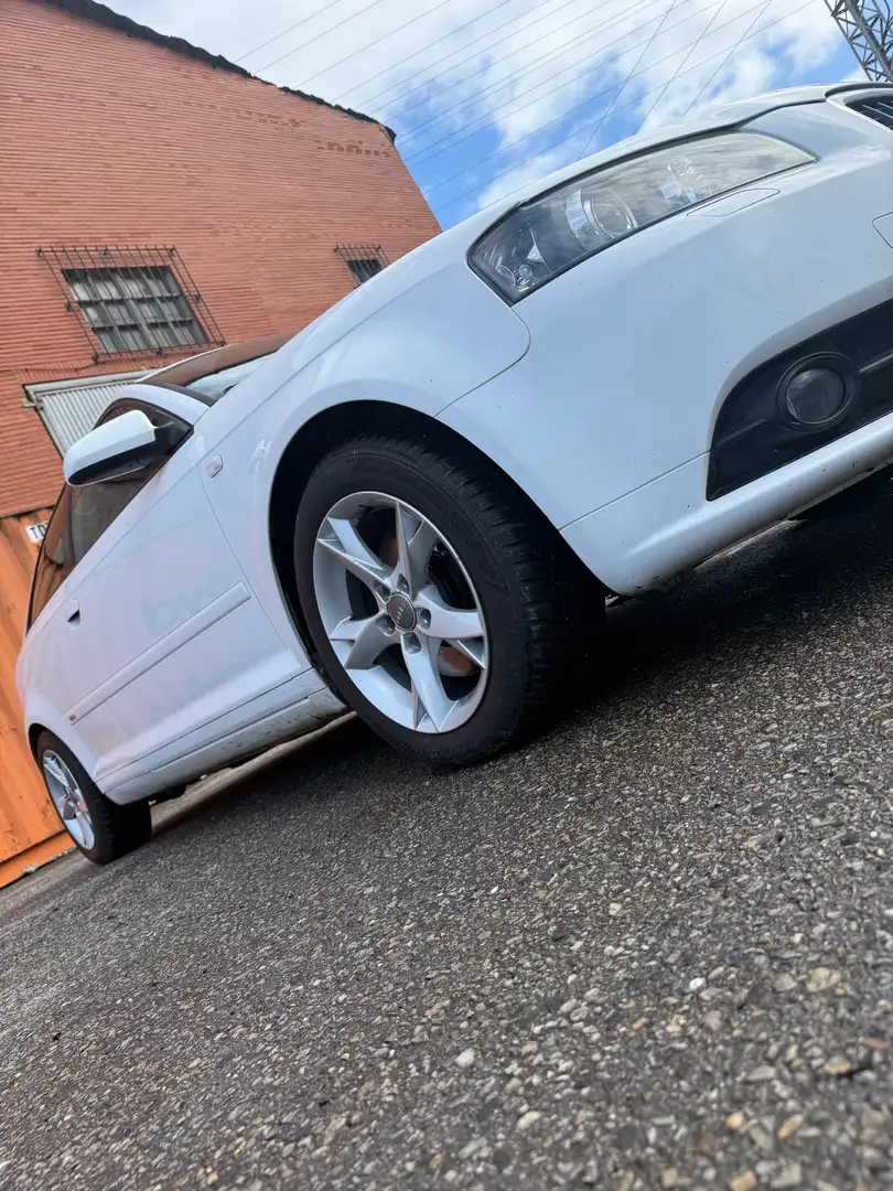 Audi A3 2.0TDI Attraction S line Sport PacketPlus Blanco - 1