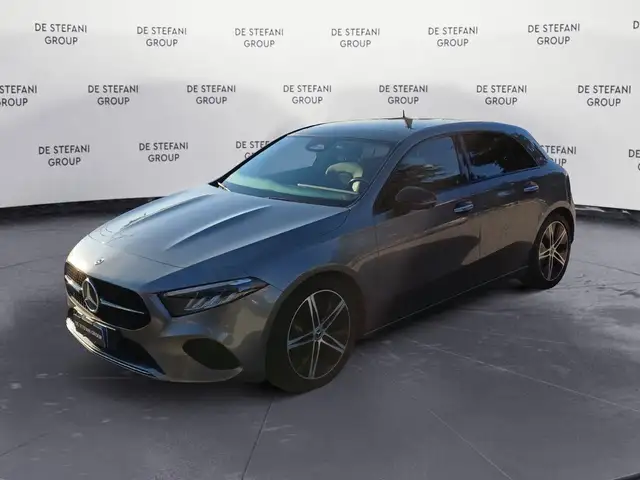 Mercedes-Benz A 180 A 180 d Progressive Advanced NIGHT-PACK