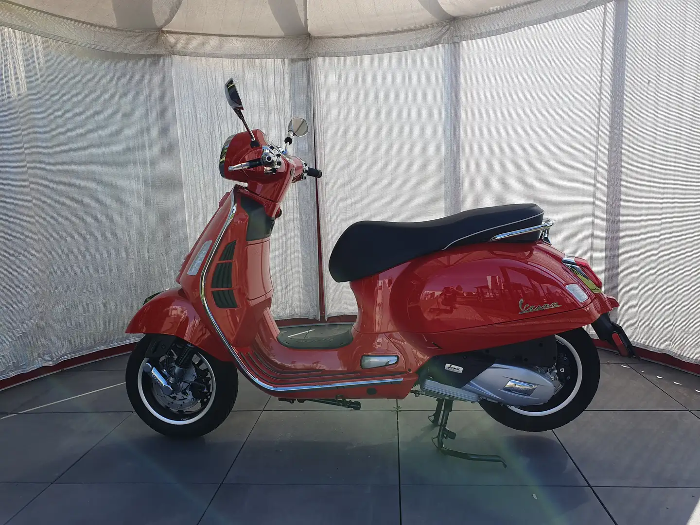 Vespa GTS Super 125 GTS 125 Super Rojo - 1