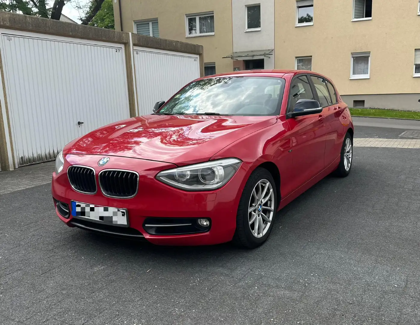BMW 118 118i Sport Line - 1