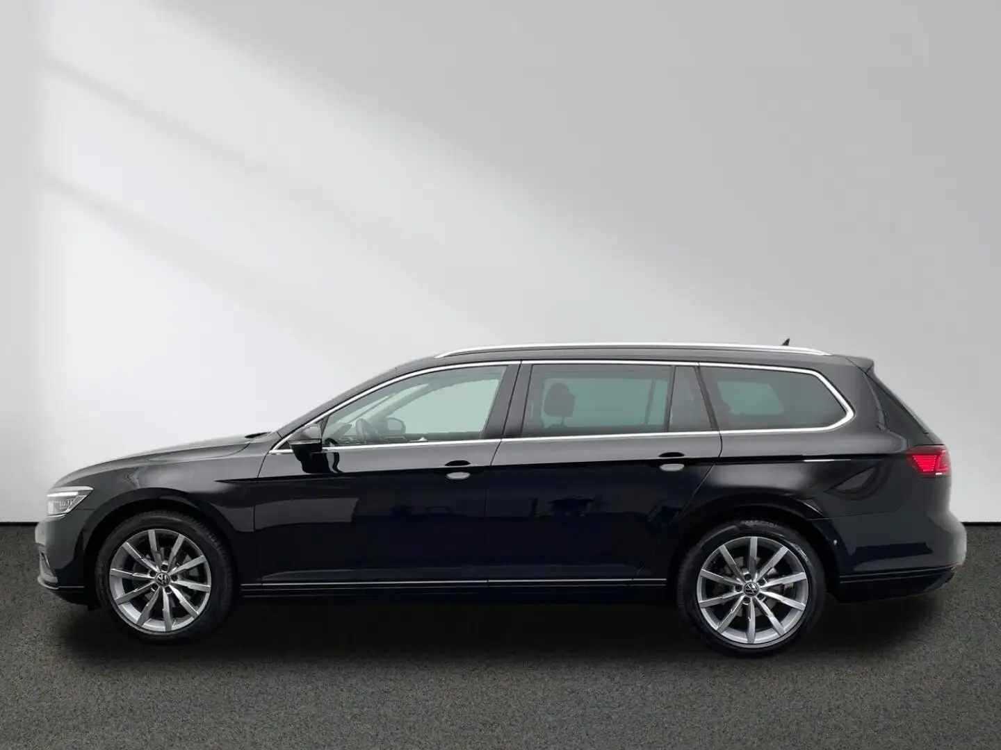 Volkswagen Passat Variant Busines 2.0TDI CarPlay Matrix AHK Noir - 2