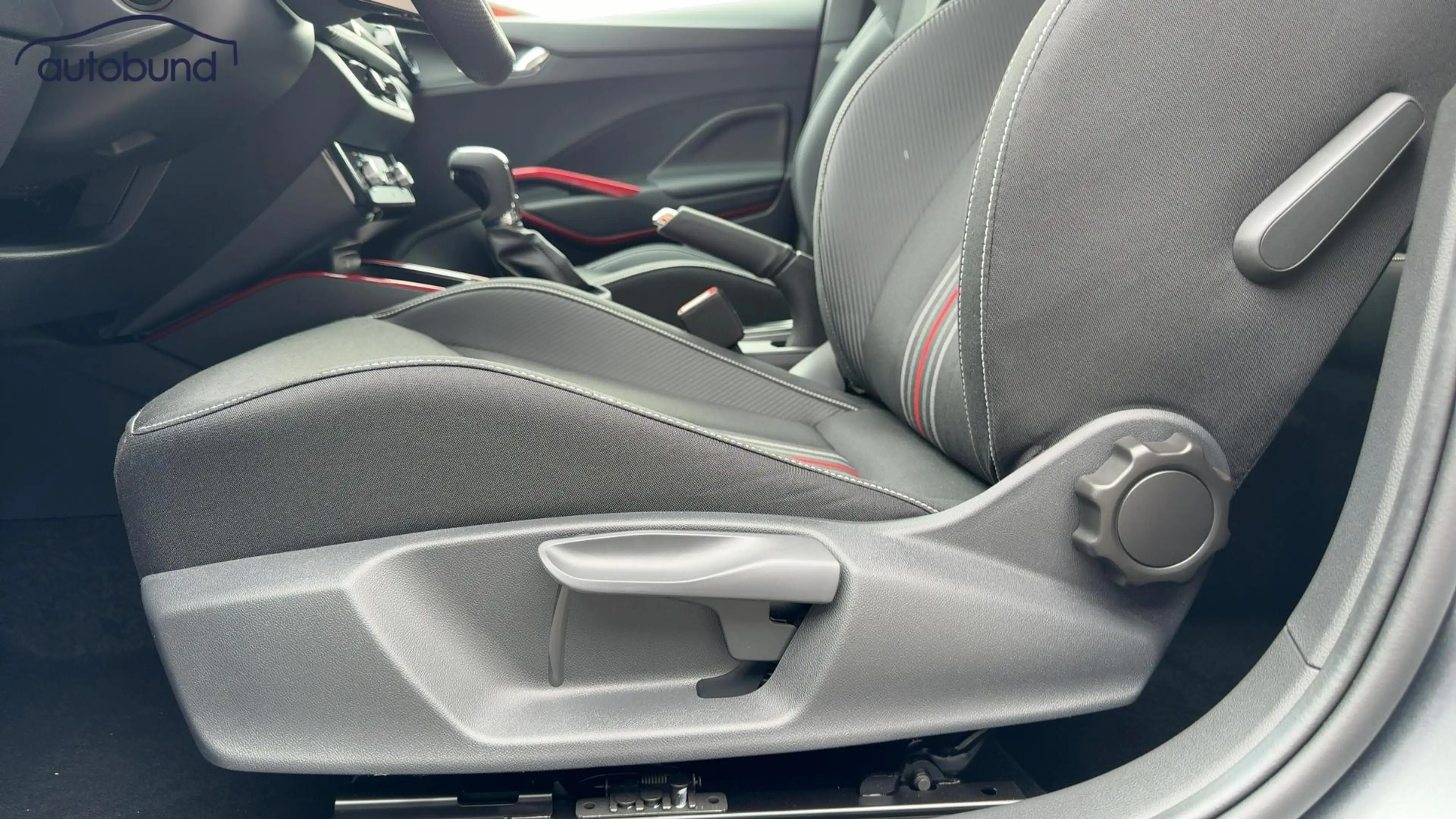 Skoda Fabia IV 1,0 TSI DSG Monte Carlo Alu KA LED Link LRH NBA PDC RFK SHA Shz — photo 27