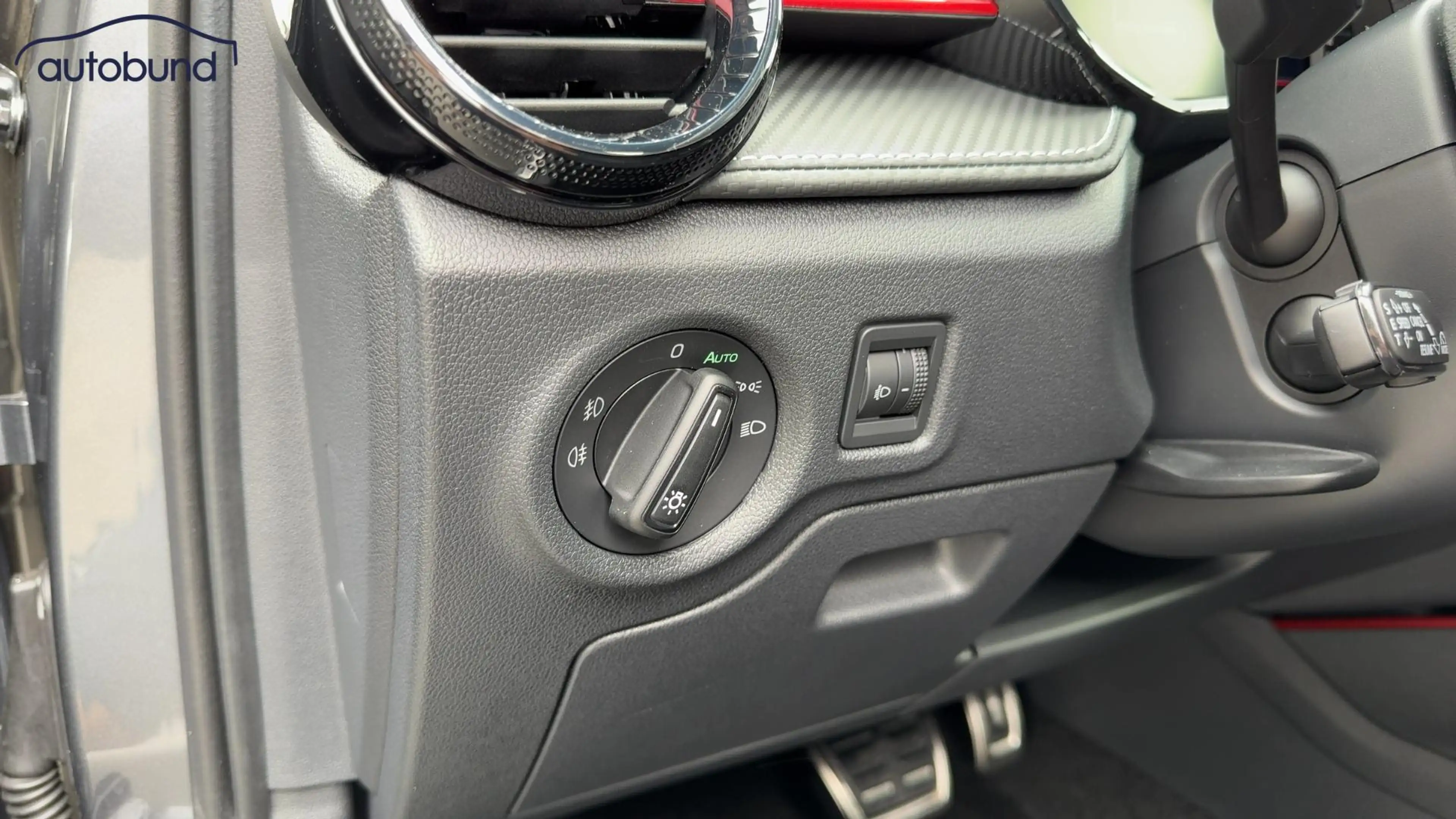 Skoda Fabia IV 1,0 TSI DSG Monte Carlo Alu KA LED Link LRH NBA PDC RFK SHA Shz — photo 26