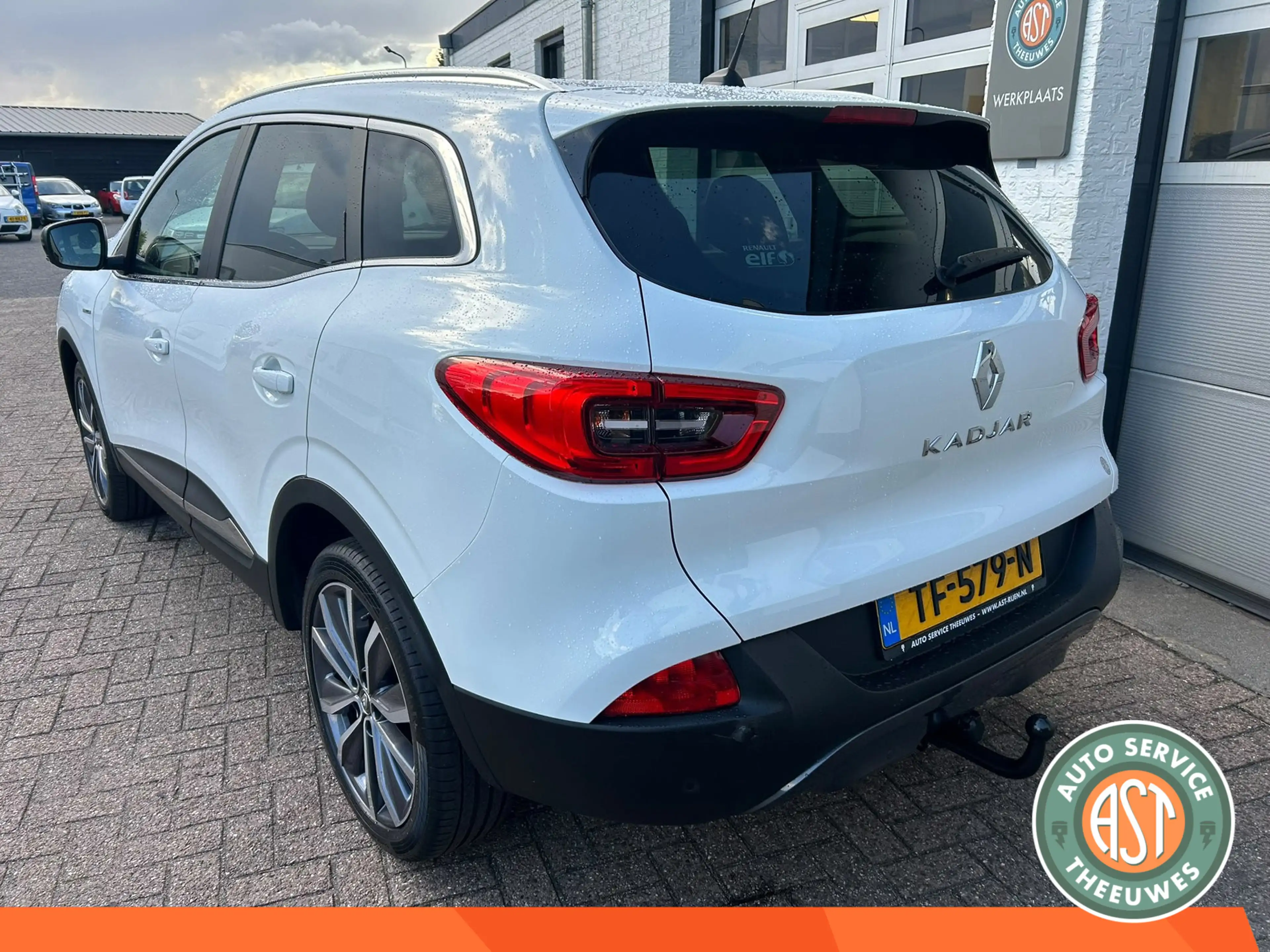Renault Kadjar 1.2 TCe Bose|LED|NAVI|CAMERA|TREKHAAK|NAP — photo 6