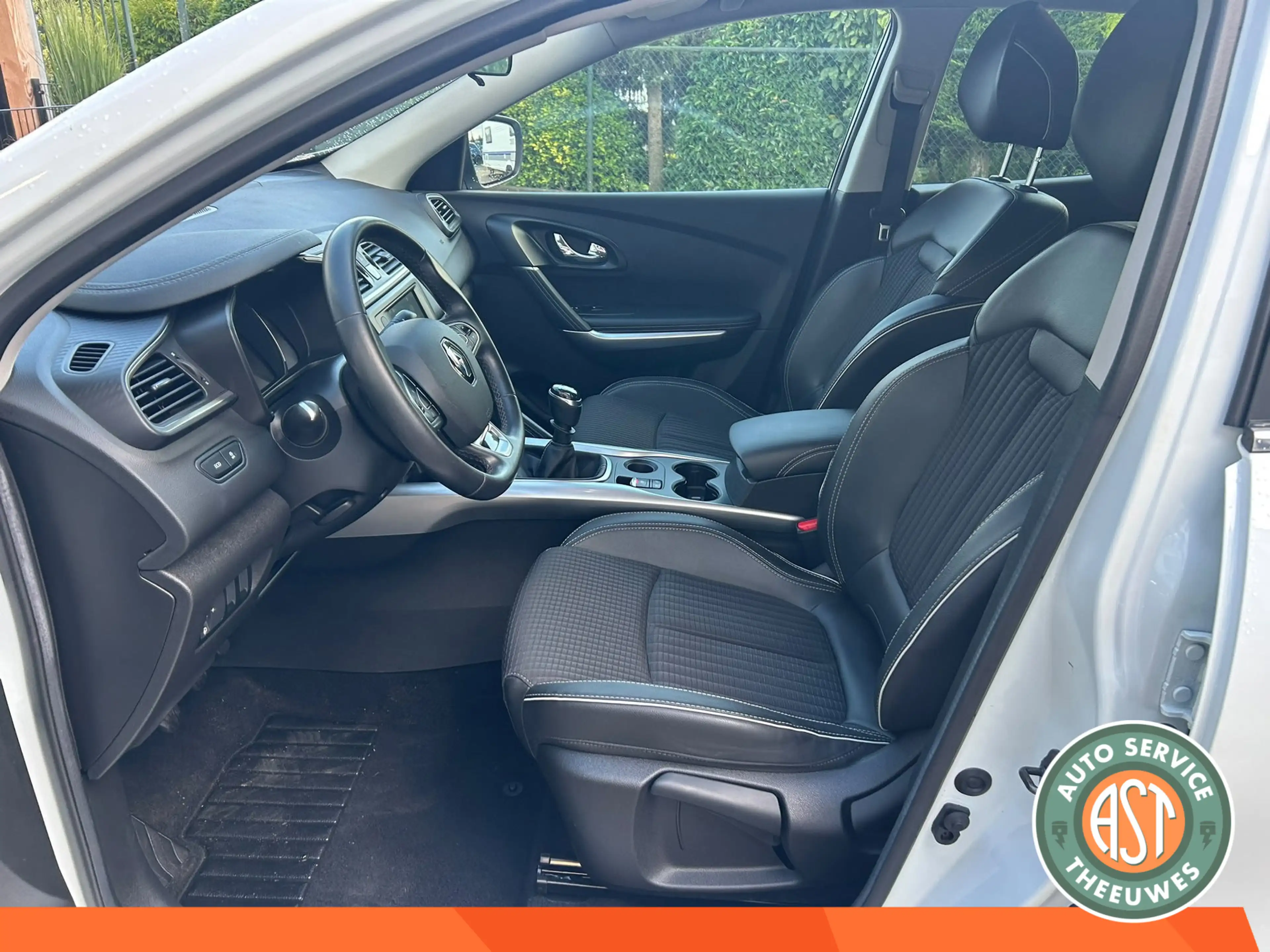 Renault Kadjar 1.2 TCe Bose|LED|NAVI|CAMERA|TREKHAAK|NAP — photo 14