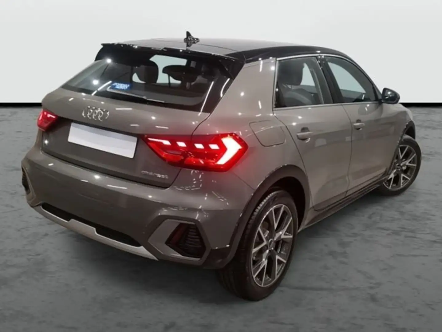 Audi A1 allstreet 30 TFSI 85 kW (116 CV) S tronic Gris - 2