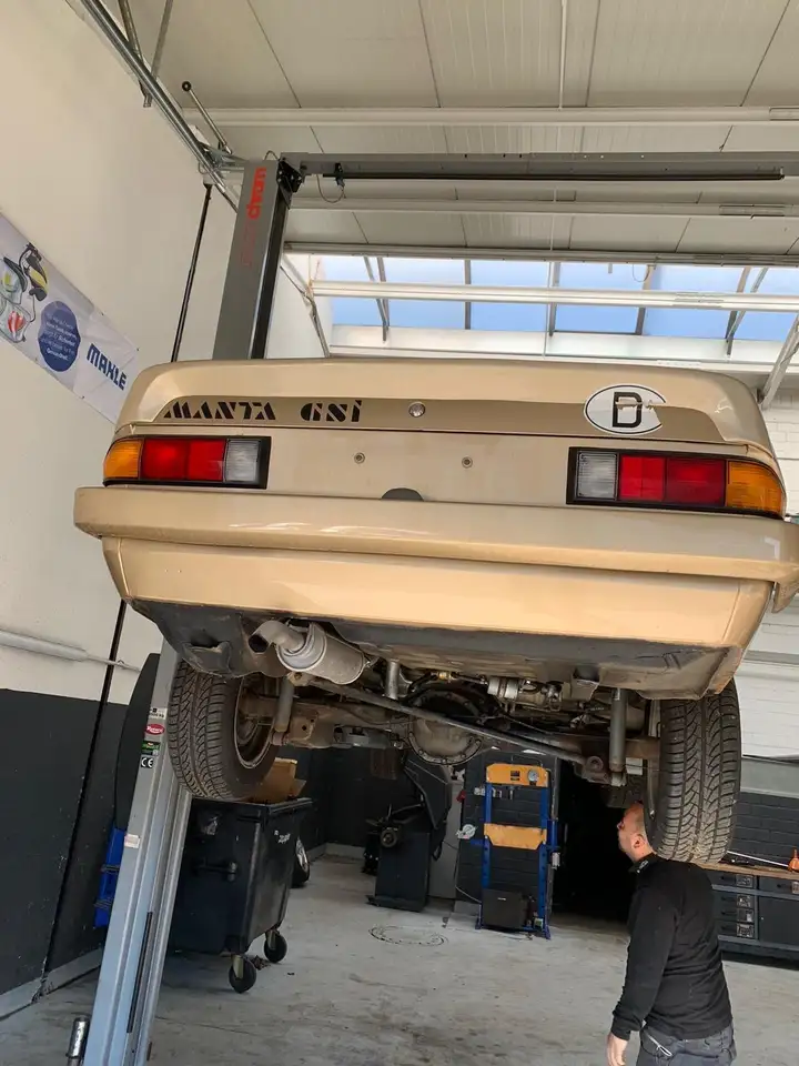Opel Manta