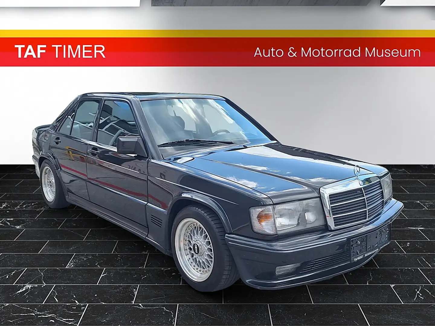 Mercedes-Benz 190 E 2,3 - 16V 2-Besitz Schwarz - 1