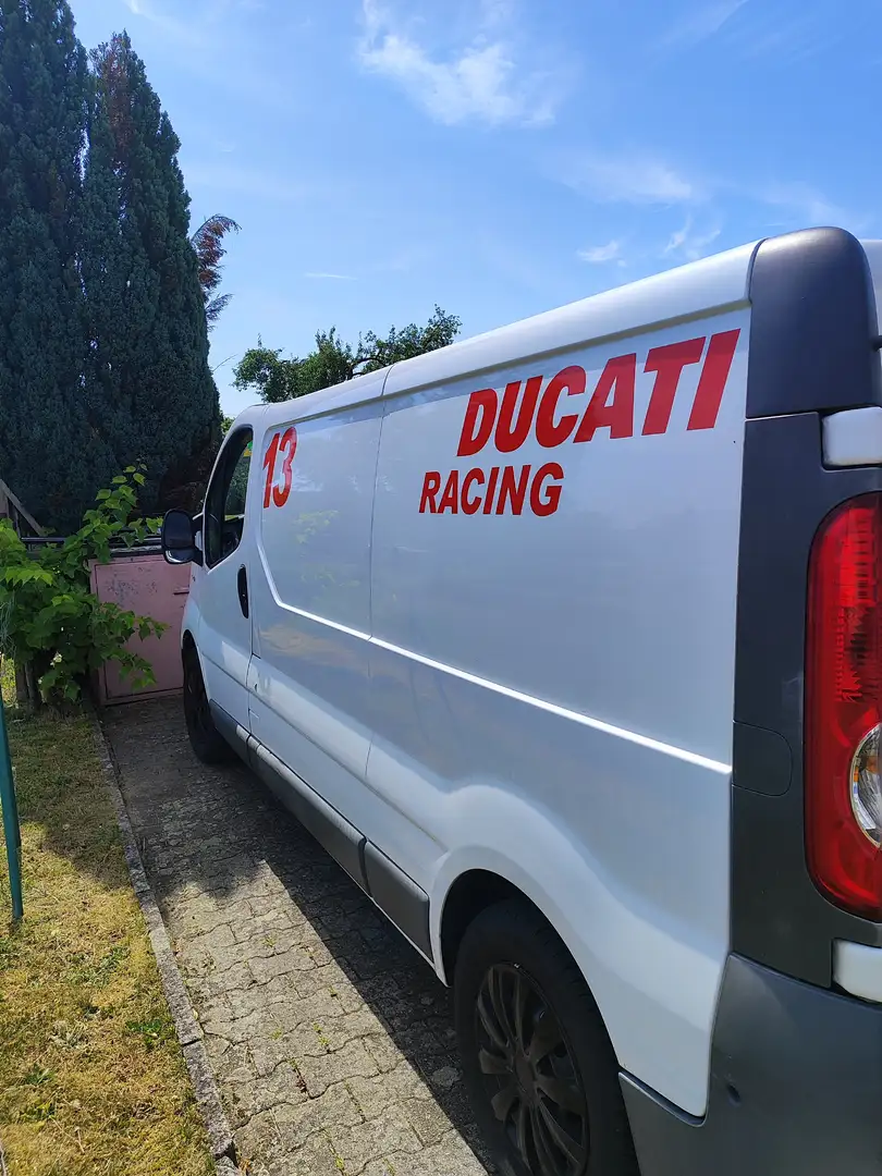 Renault Trafic Trafic 2.0 dCi 115 FAP L2H1 Biały - 1
