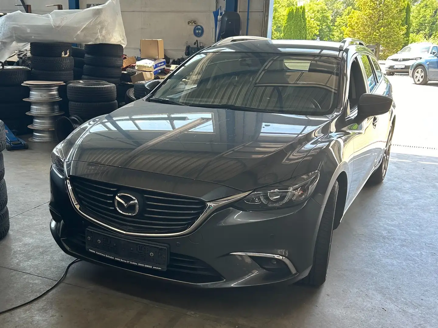 Mazda 6 Kizoku Gris - 2