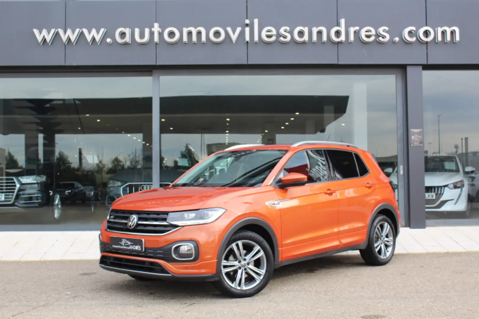 Volkswagen T-Cross 1.0 TSI Sport DSG7 81kW narančasta - 1