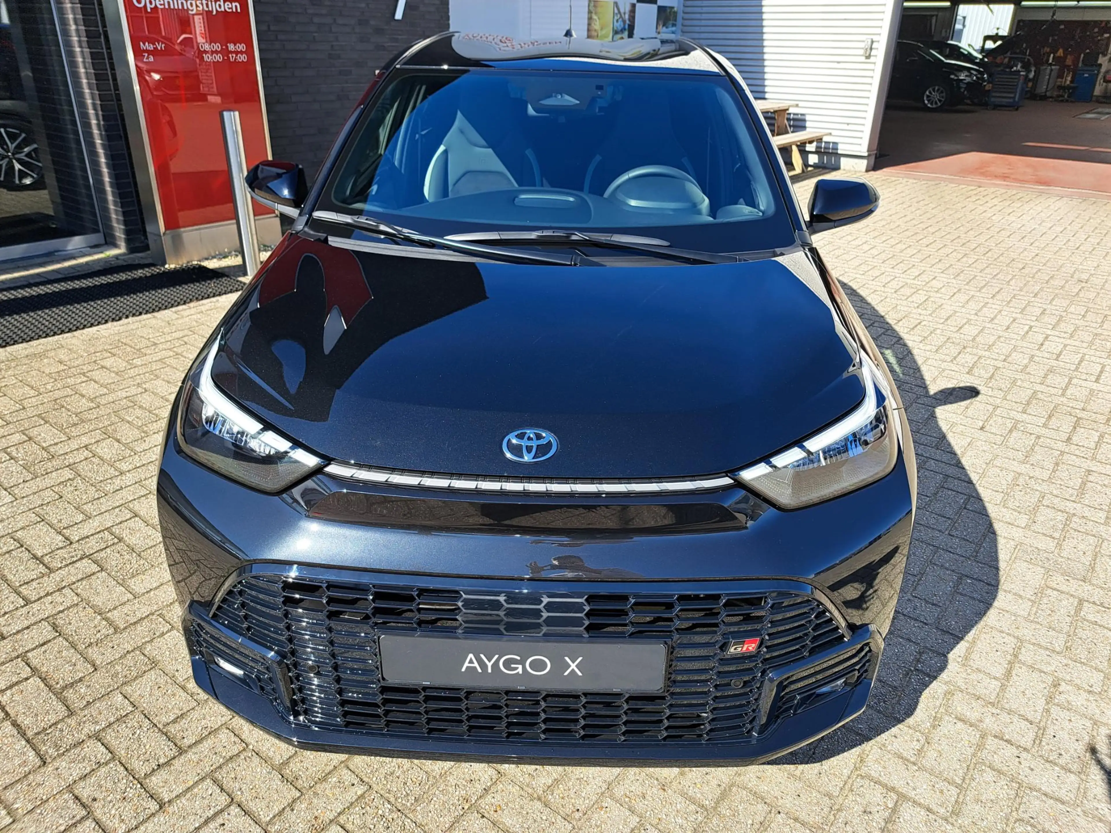 Toyota Aygo X HYBRID 115 GR-SPORT 18'' LM-VELGEN PDC STOELVERWAR — photo 4